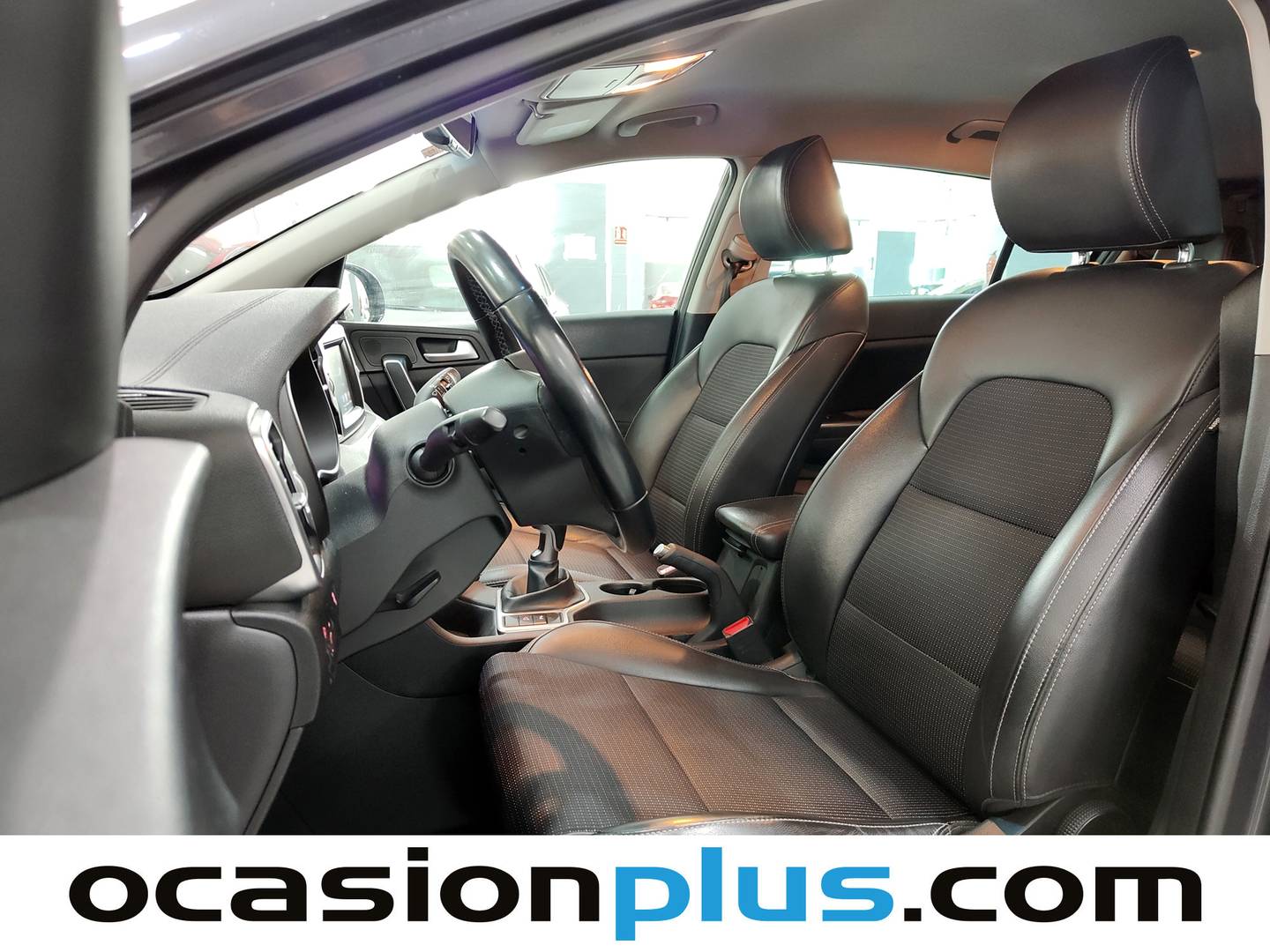 Foto asientos delanteros KIA Sportage KIA Sportage 1.6 T-GDi X-Tech 4x2  (177 CV)