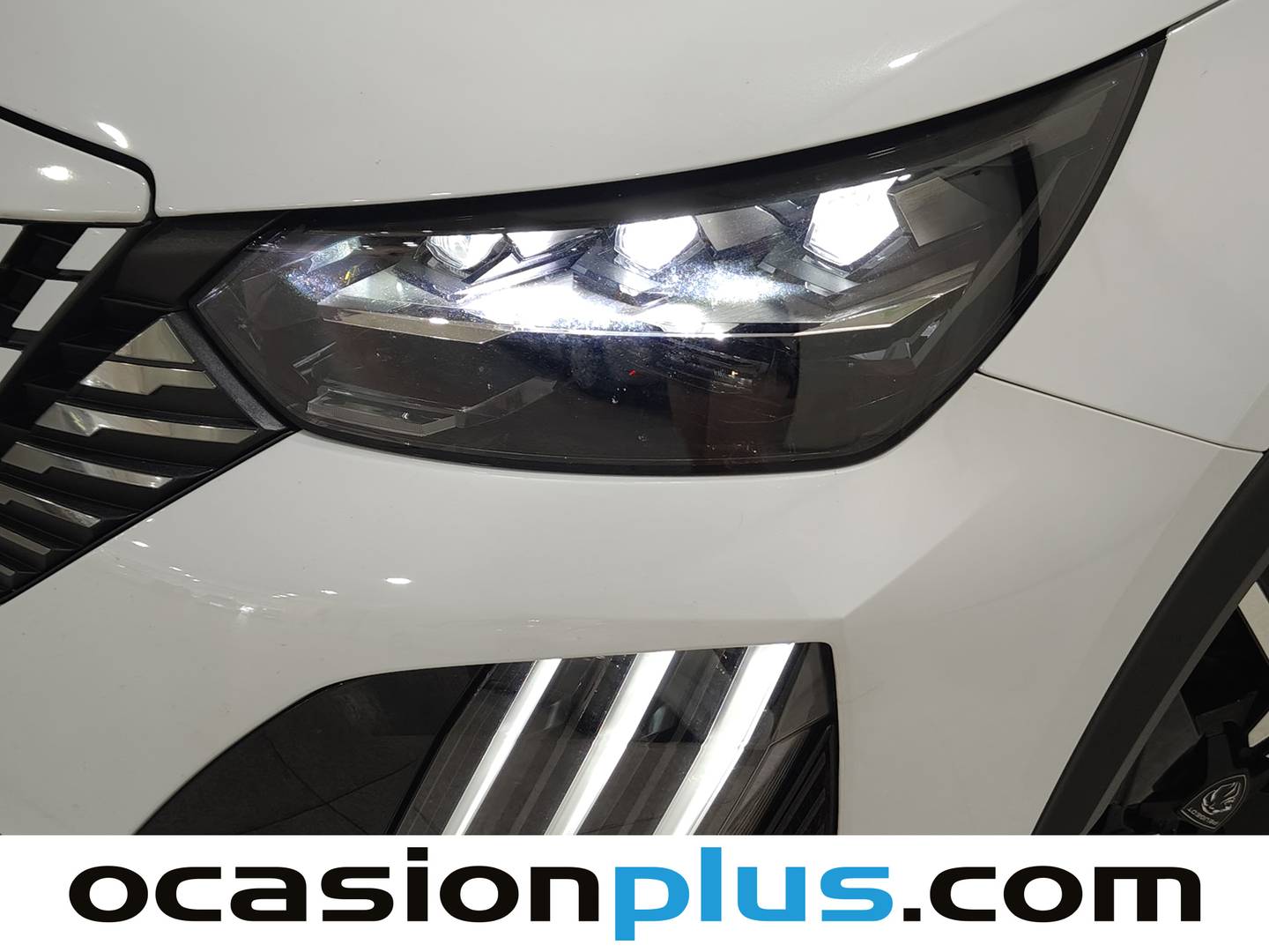 Acabados Peugeot 2008 Peugeot 2008 GT Hybrid eDCS6 (136 CV)