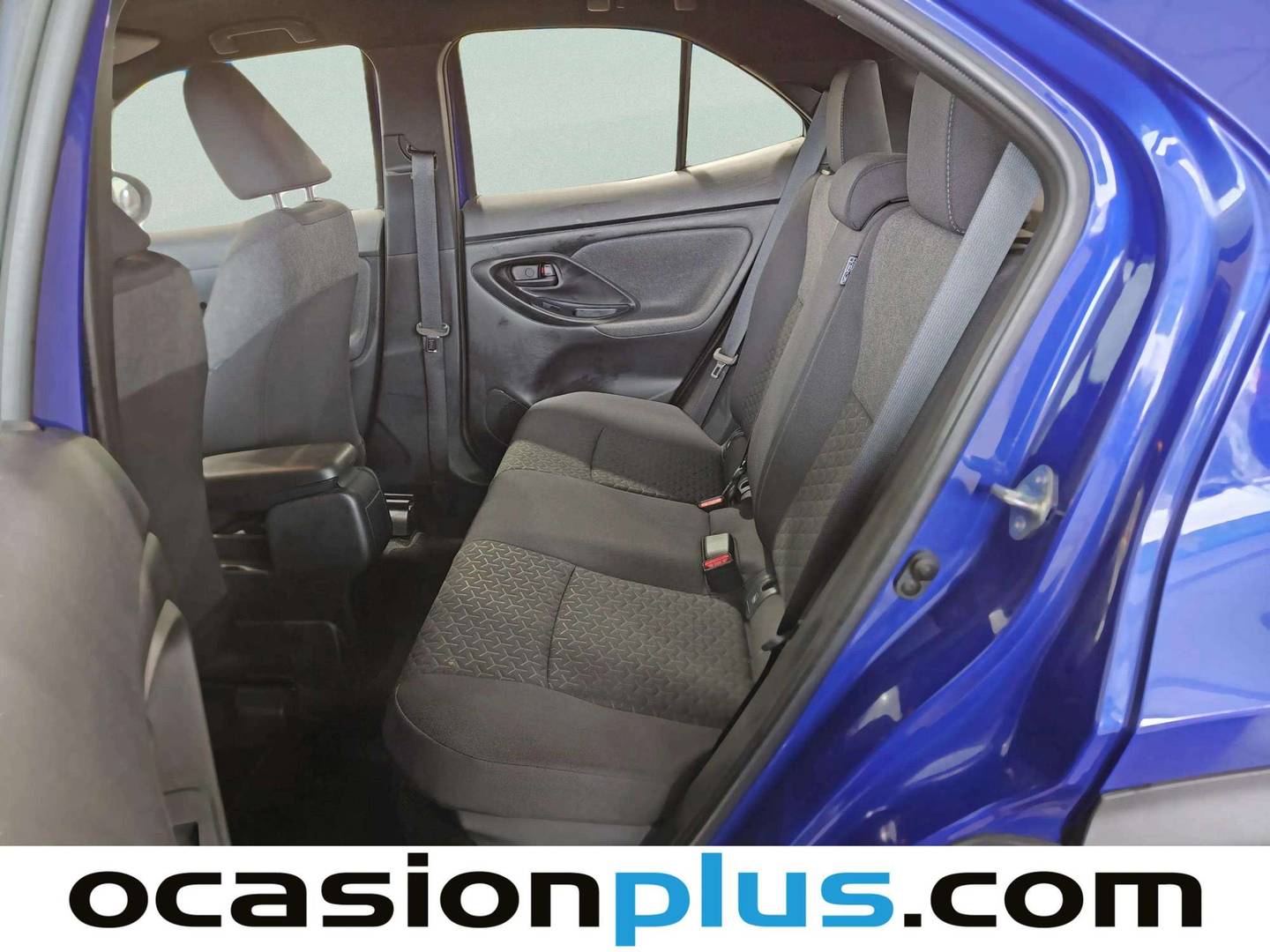 Foto asientos traseros Toyota Yaris Cross Toyota Yaris Cross 120H Active Tech (116 CV)
