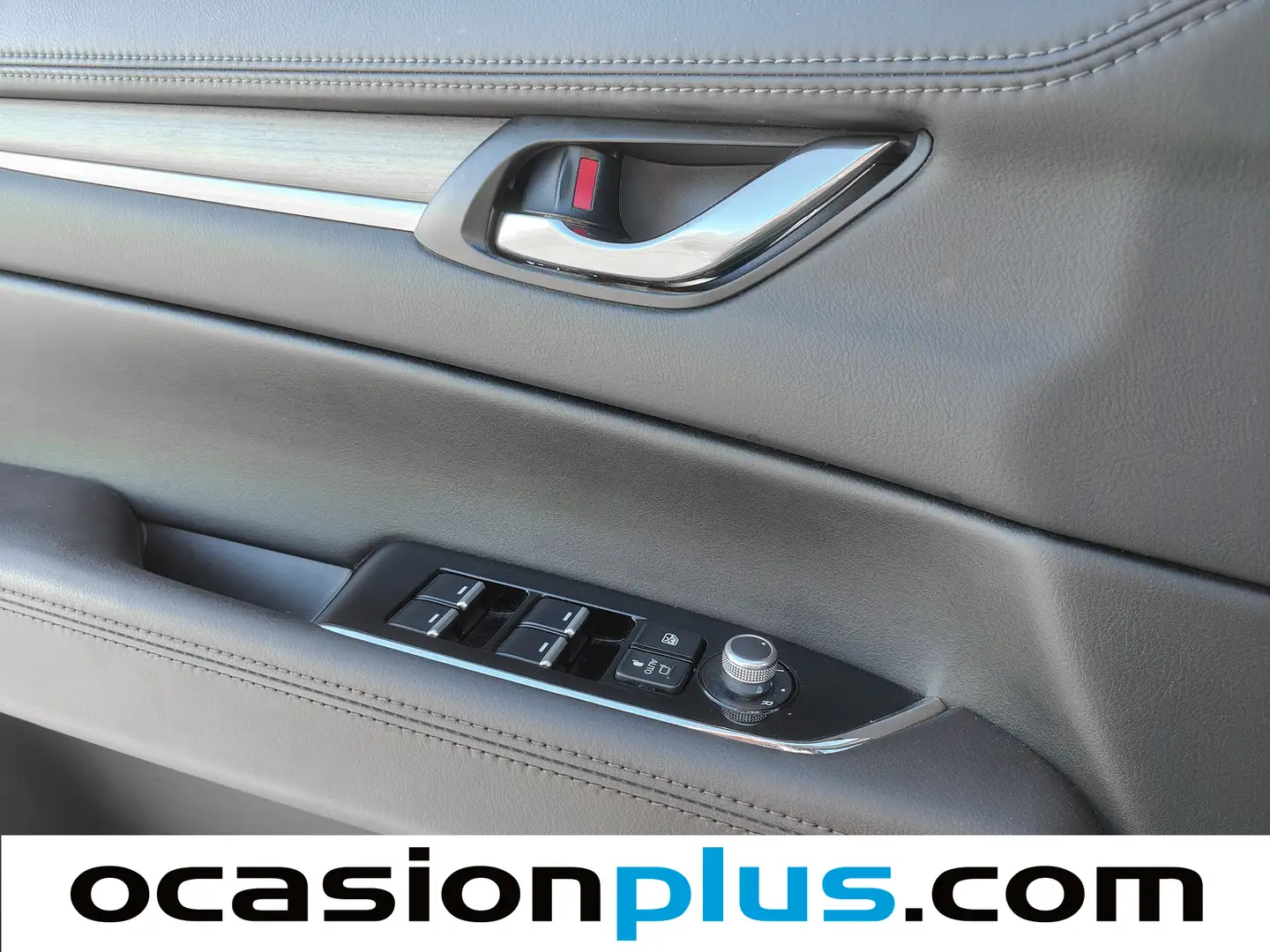 Foto Mazda CX-5 Mazda CX-5 2.2 DE Signature AWD AT (184 CV)