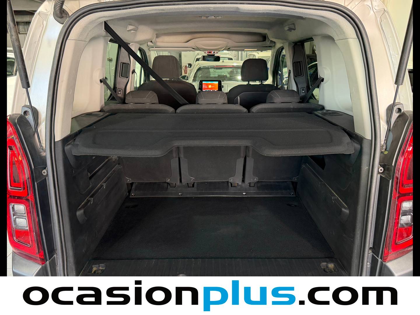 Foto asientos delanteros Citroën Berlingo Citroën Berlingo BlueHDi 130 S&S Talla M Shine (130 CV) Pack XTR