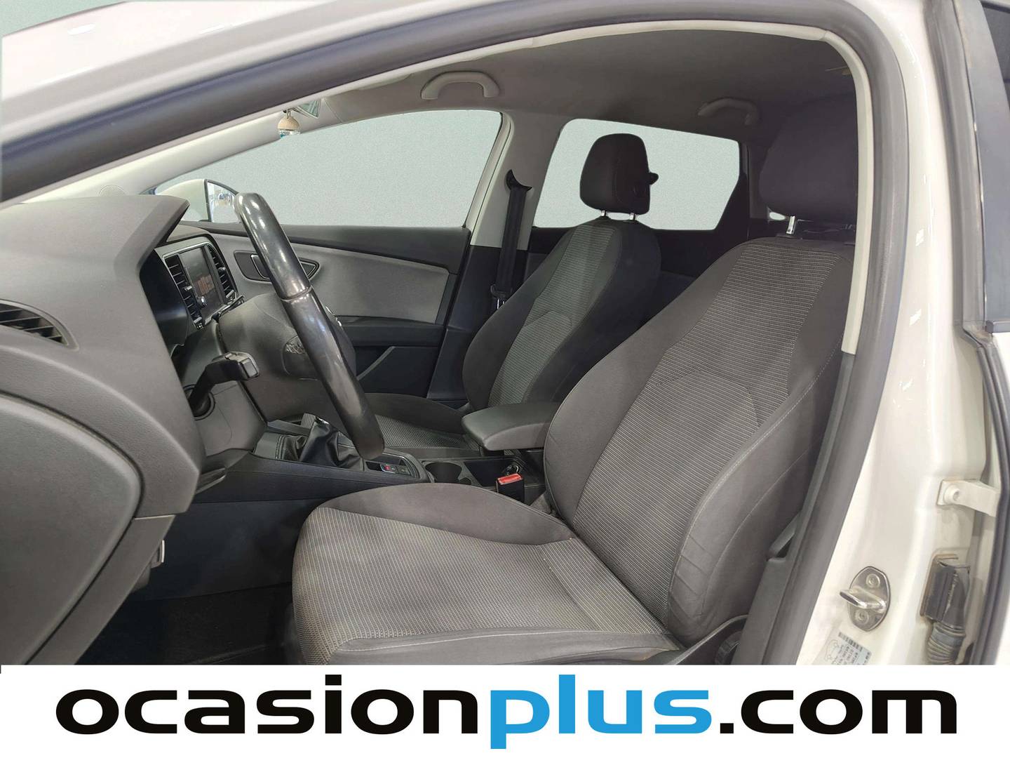 Foto asientos delanteros Seat León Seat León ST 1.6 TDI S&S Style (115 CV)
