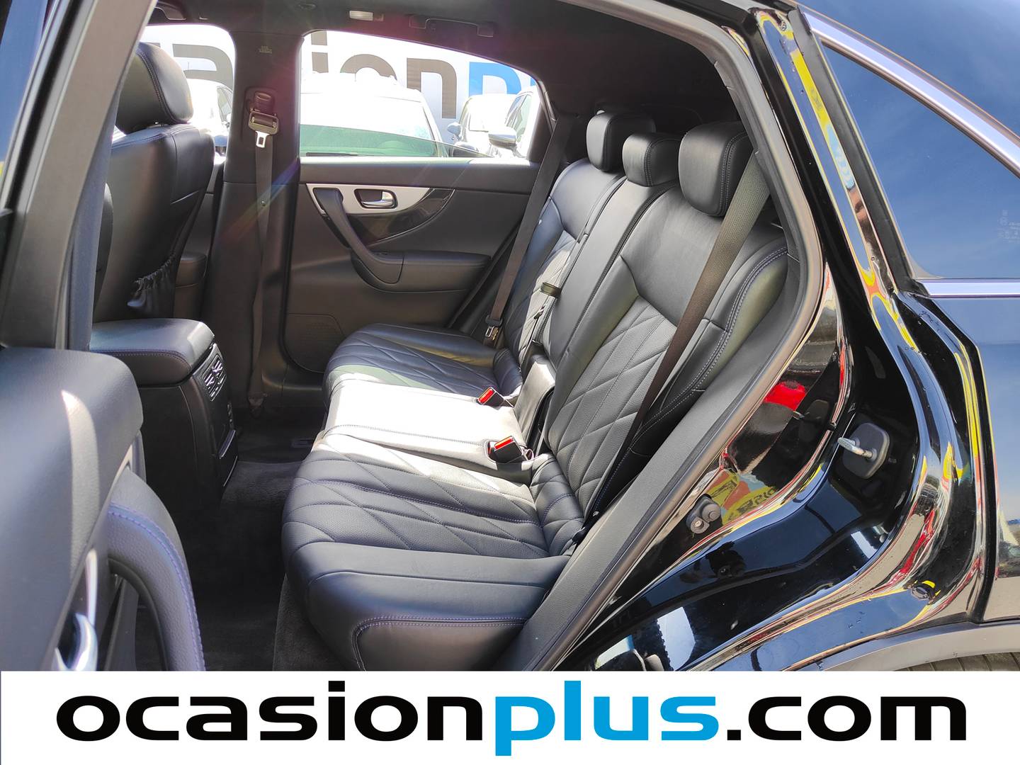 Foto asientos traseros Infiniti QX70 Infiniti QX70 3.0 D S Premium (238 CV)