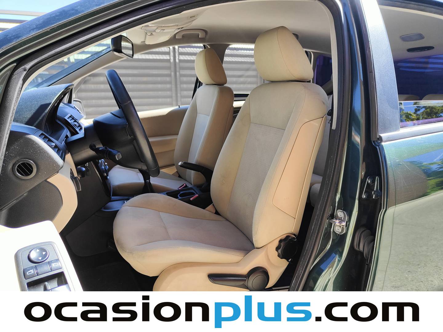 Foto asientos delanteros Mercedes Clase A Mercedes Clase A 160 CDI Blue Efficiency Exclusive Edition (82 CV)