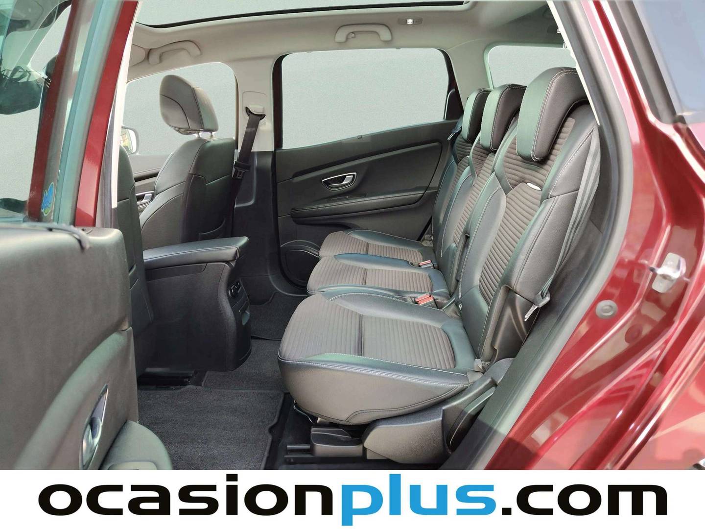 Foto asientos traseros Renault Grand Scénic Renault Grand Scenic Zen TCe (140 CV) GPF 7 Plazas