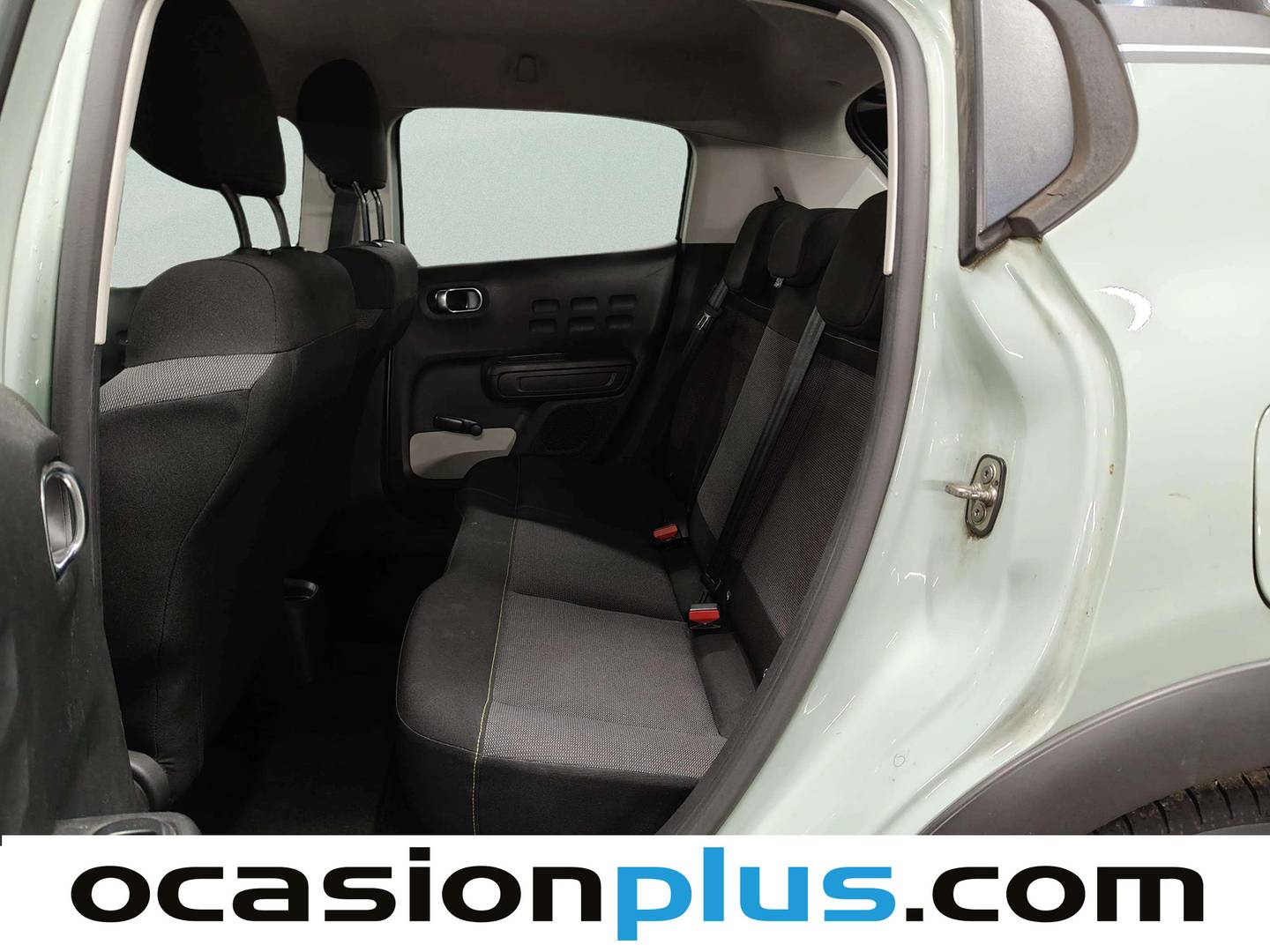 Foto asientos traseros Citroën C3 Citroën C3 PureTech 82 Feel (83 CV)