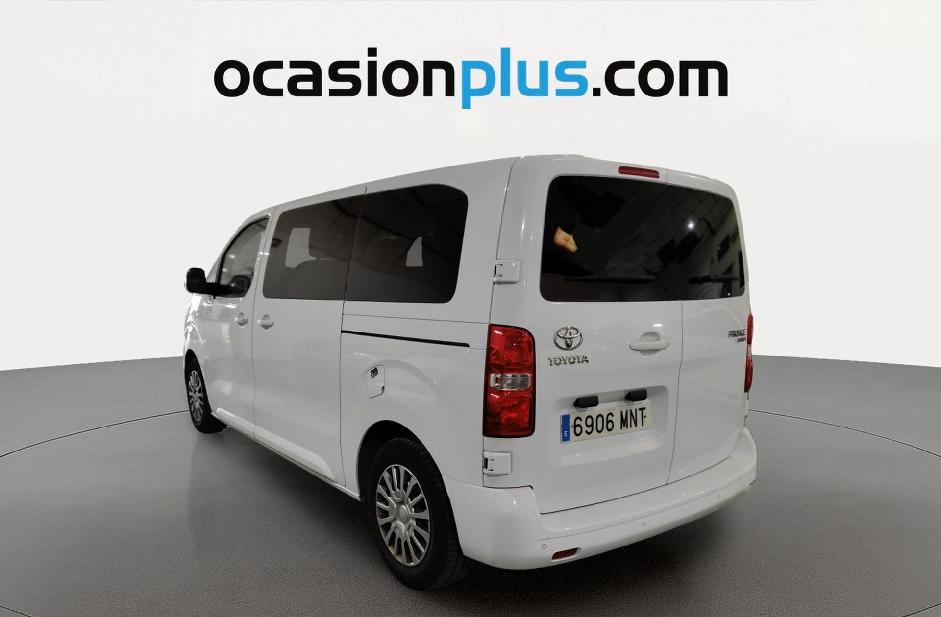 Toyota Proace Verso 2.0D VX Plus Shuttle L1 9 plazas - foto 4