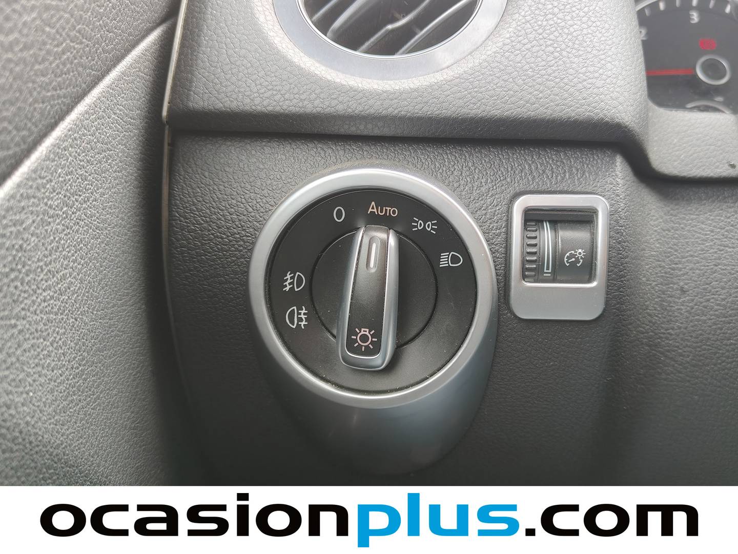 Extras del Volkswagen Tiguan Volkswagen Tiguan T1 2.0 TDI BMT 4x2 (110 CV)