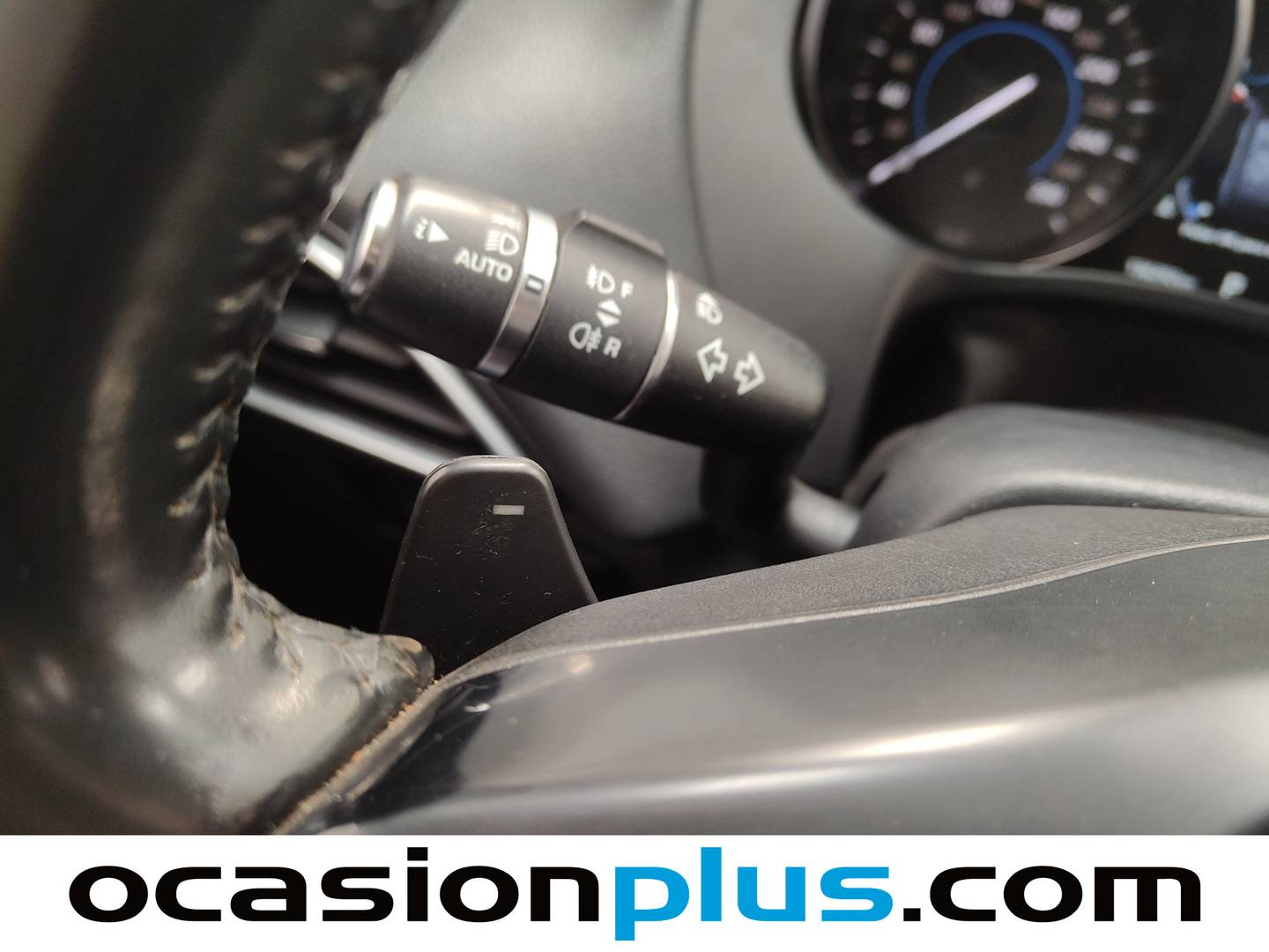 Foto Jaguar F-Pace Jaguar F-PACE 2.0L i4D Pure AWD Auto (180 CV)