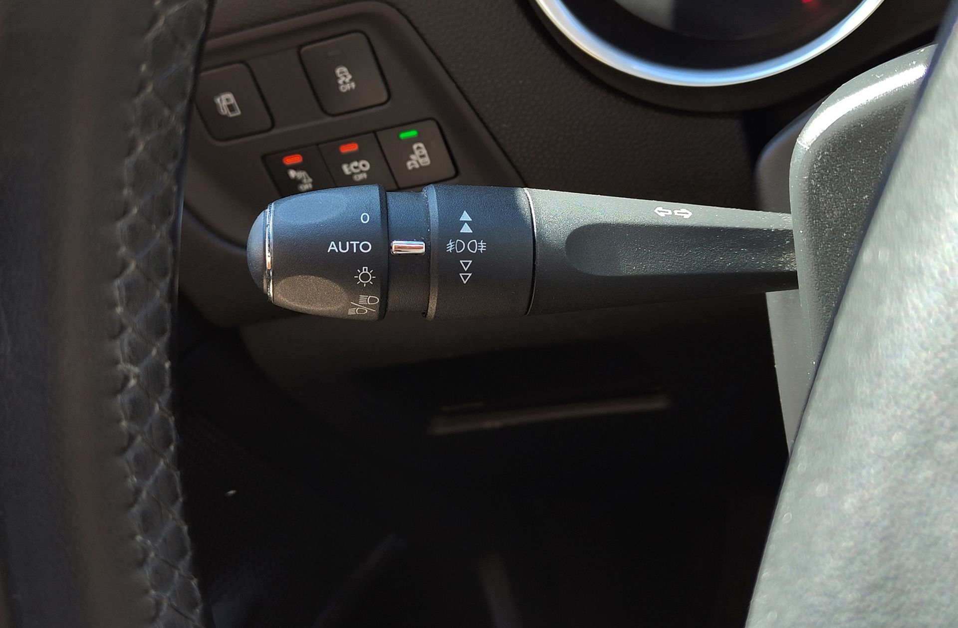 DS 4 Crossback 1.6 BlueHDi EAT6 Style - foto 26