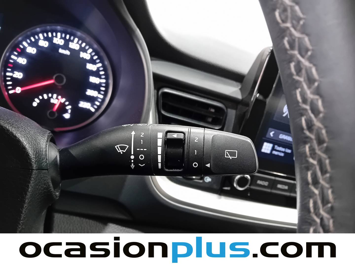 KIA Stonic KIA Stonic 1.0 T-GDi MHEV Concept Plus (100 CV) seminuevo