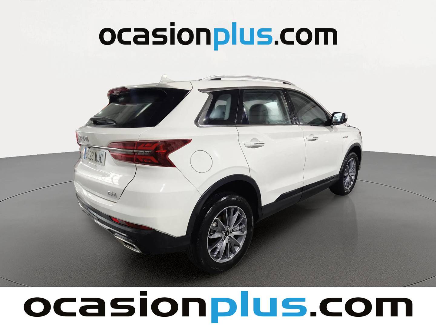 Foto trasera SWM G01 SWM G01 1.5T Luxury (131 CV) izquierda