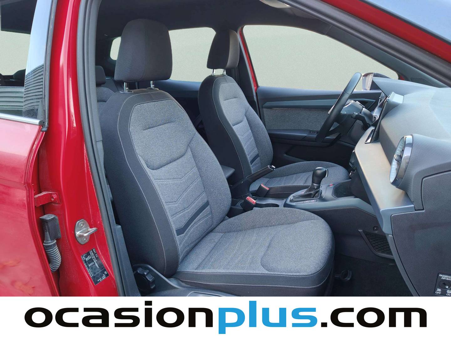 Foto Seat Arona SEAT Arona 1.0 TSI Xperience Plus DSG  (110 CV)