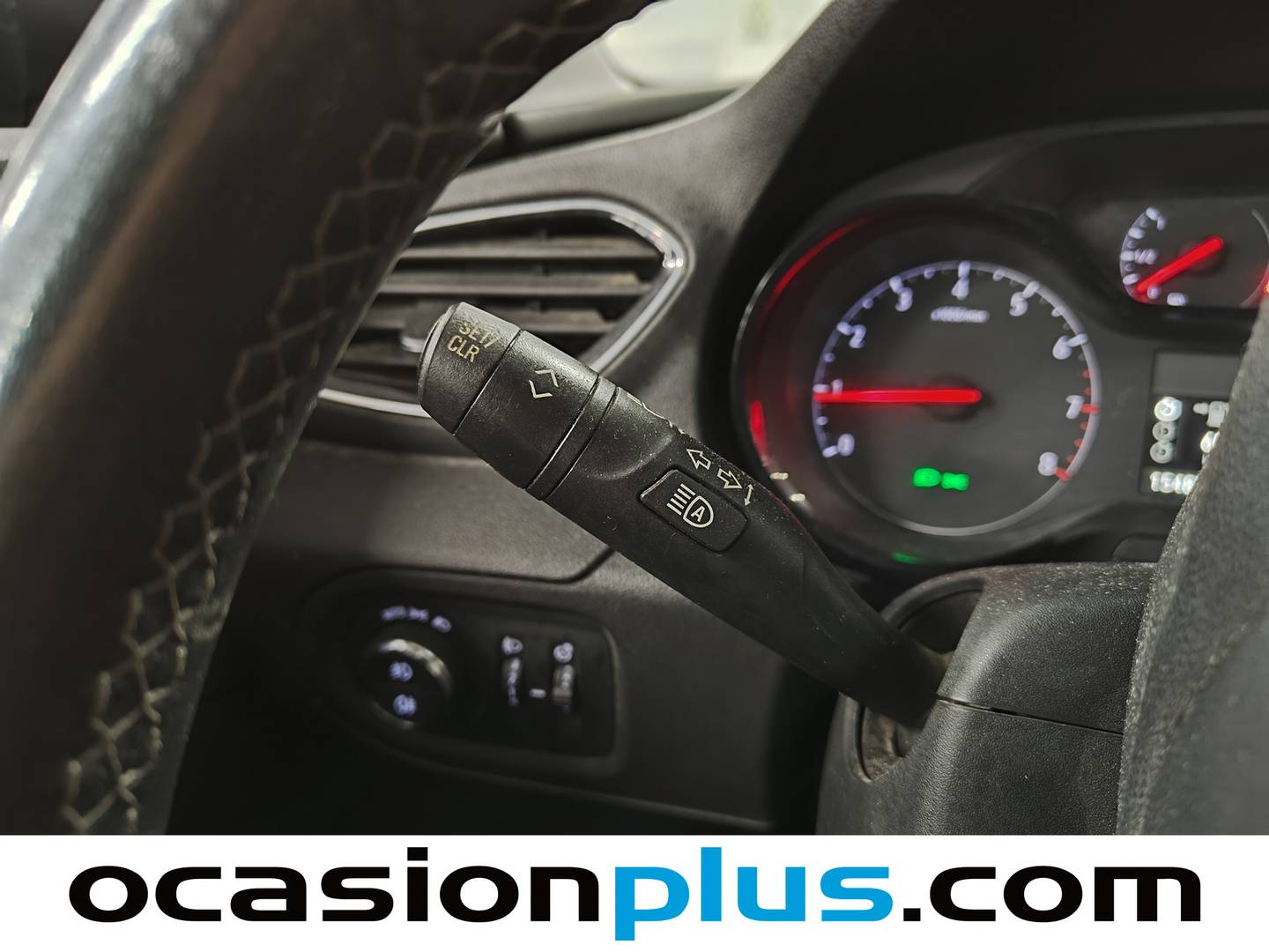 Foto Opel Grandland X Opel Grandland X 1.2 Turbo S&S Design Line (130 CV)