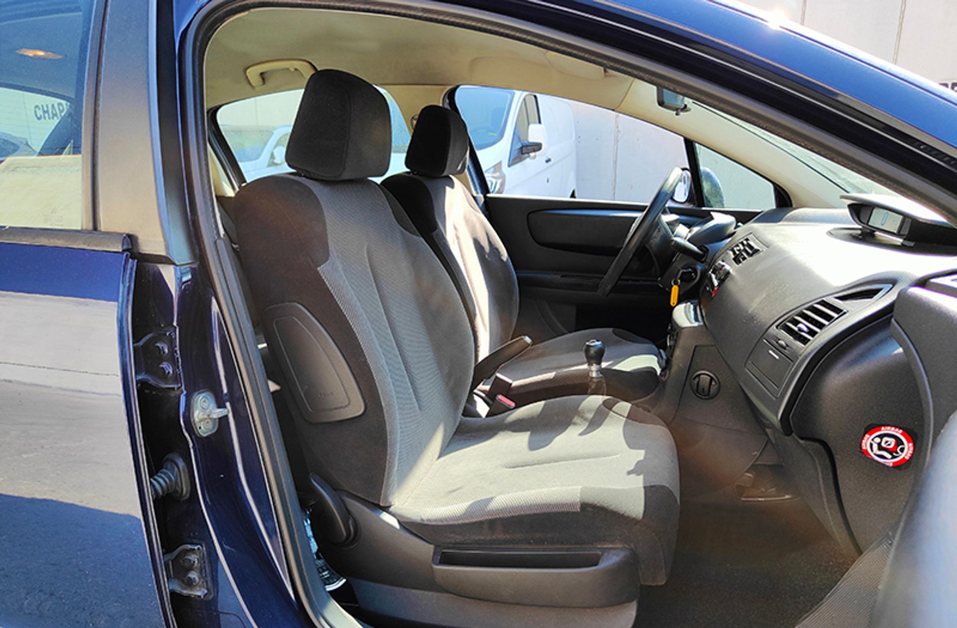 Citroën C4 1.6 HDi SX - foto 14