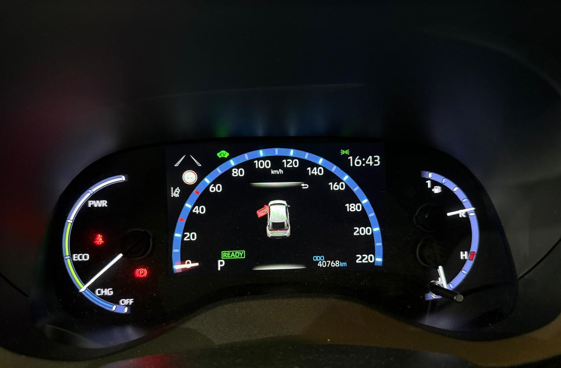 Toyota Yaris Cross 120H Active Tech - foto 24