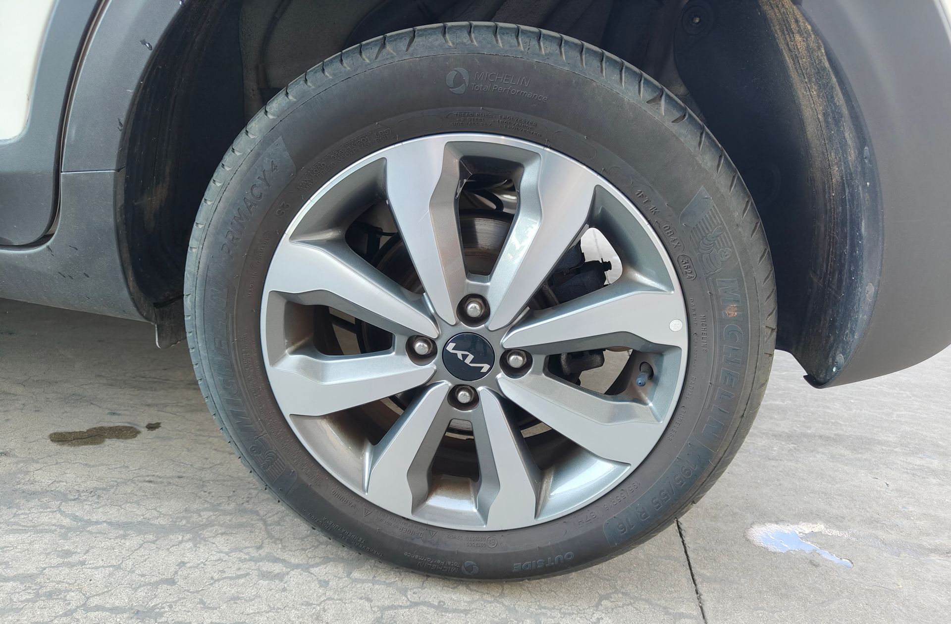 Kia Stonic 1.0 T-GDi MHEV Drive - foto 35