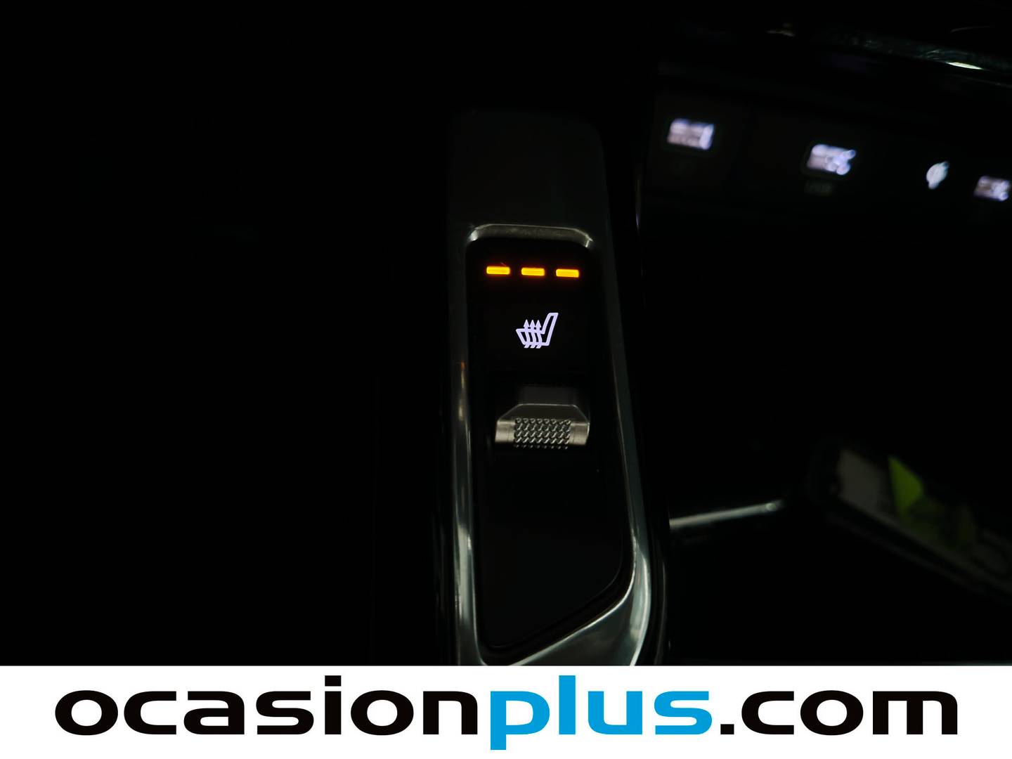 Equipamiento del KIA Sorento Kia Sorento 2.2 CRDi Emotion 4x4 DCT (194 CV)