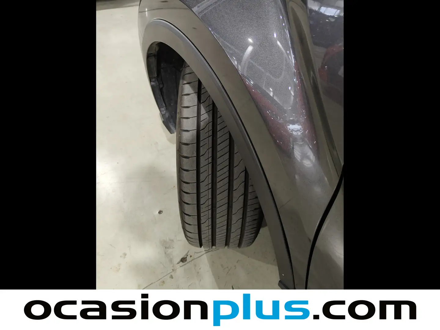 Foto Toyota C-HR Toyota C-HR 1.8 125H Advance (122 CV)