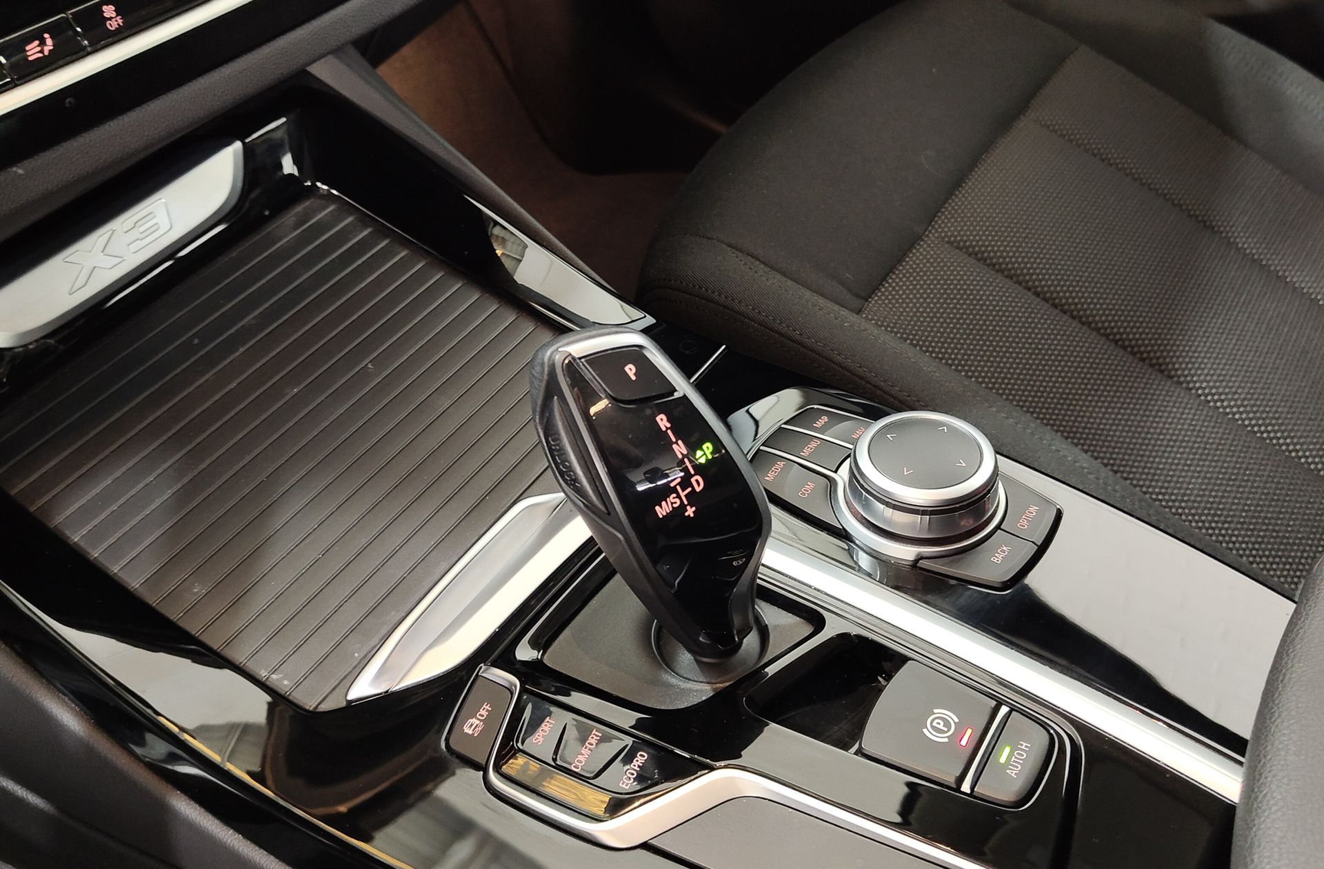 BMW X3 sDrive18d - foto 5