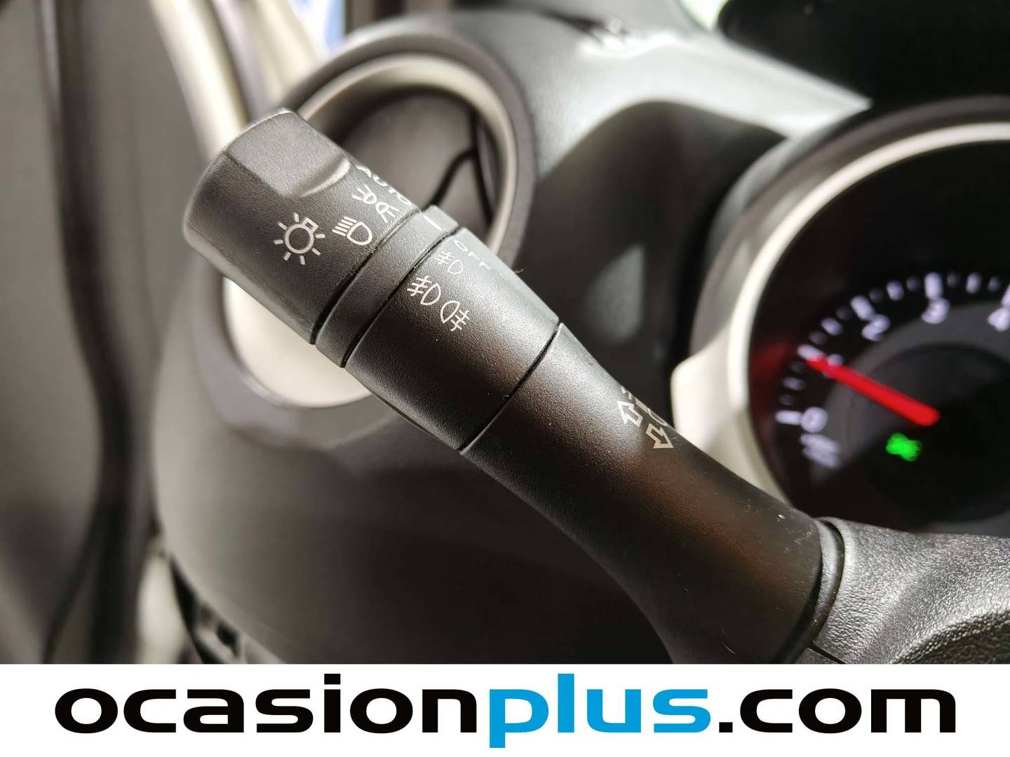 Foto Nissan JUKE Nissan Juke 1.6 Acenta Connect 4X2 (117 CV)