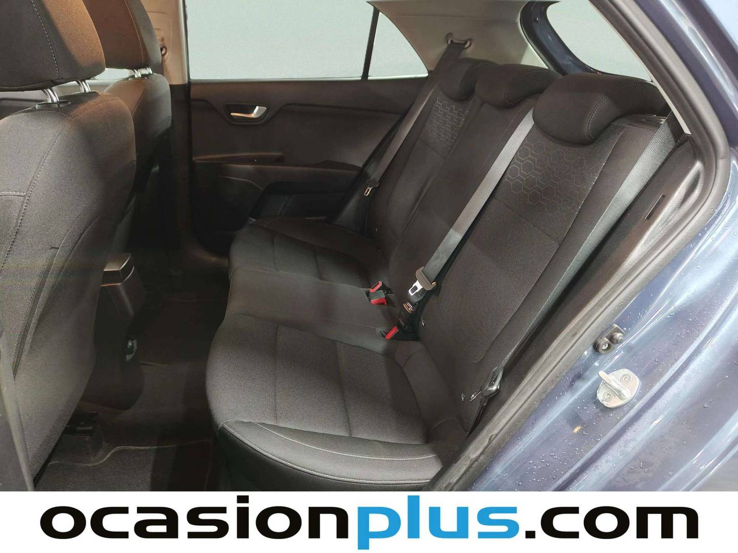 Foto asientos traseros KIA Rio Kia Rio 1.0 T-GDi Tech (100 CV)