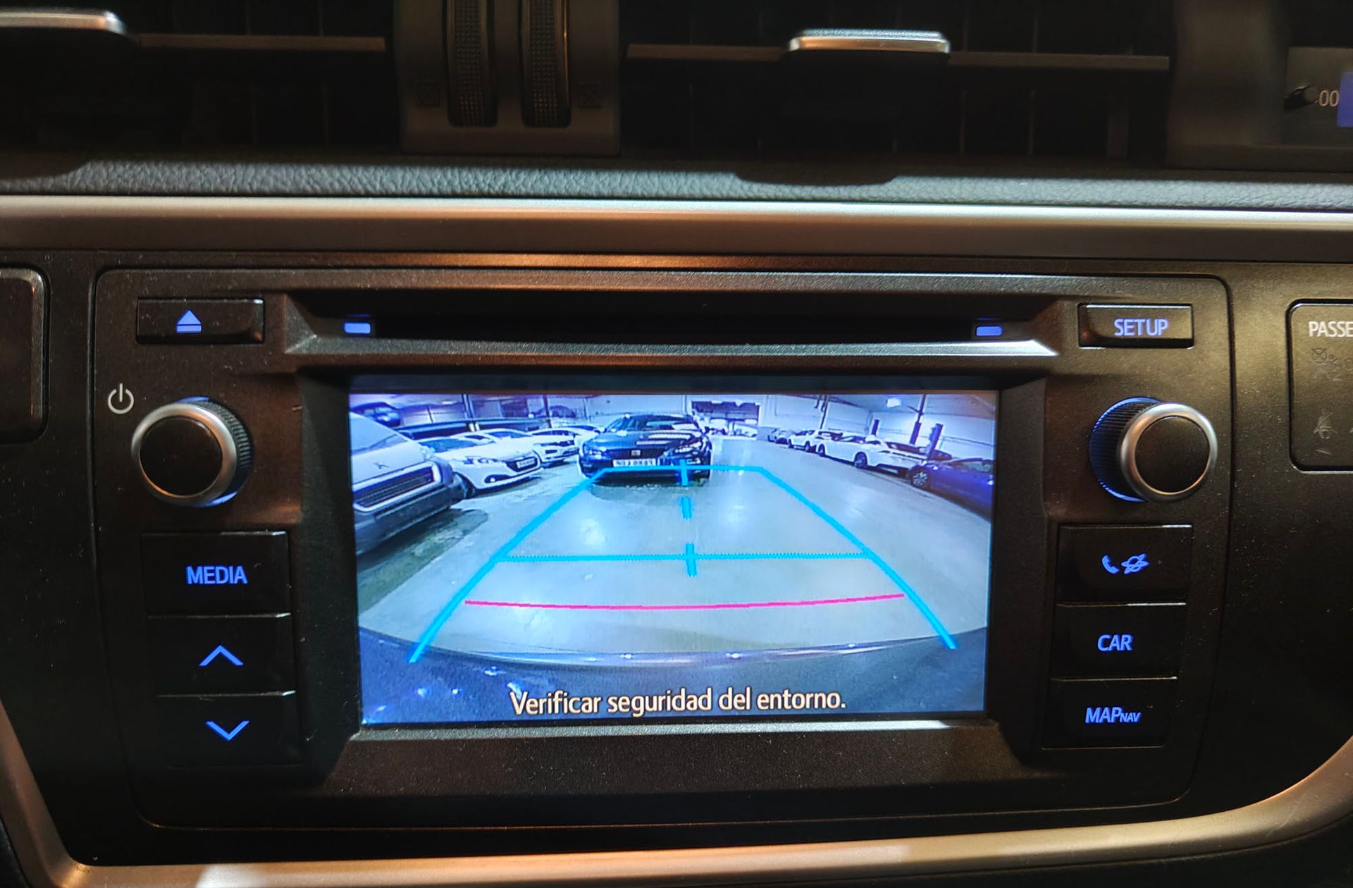 Toyota Auris 90D Feel! - foto 7