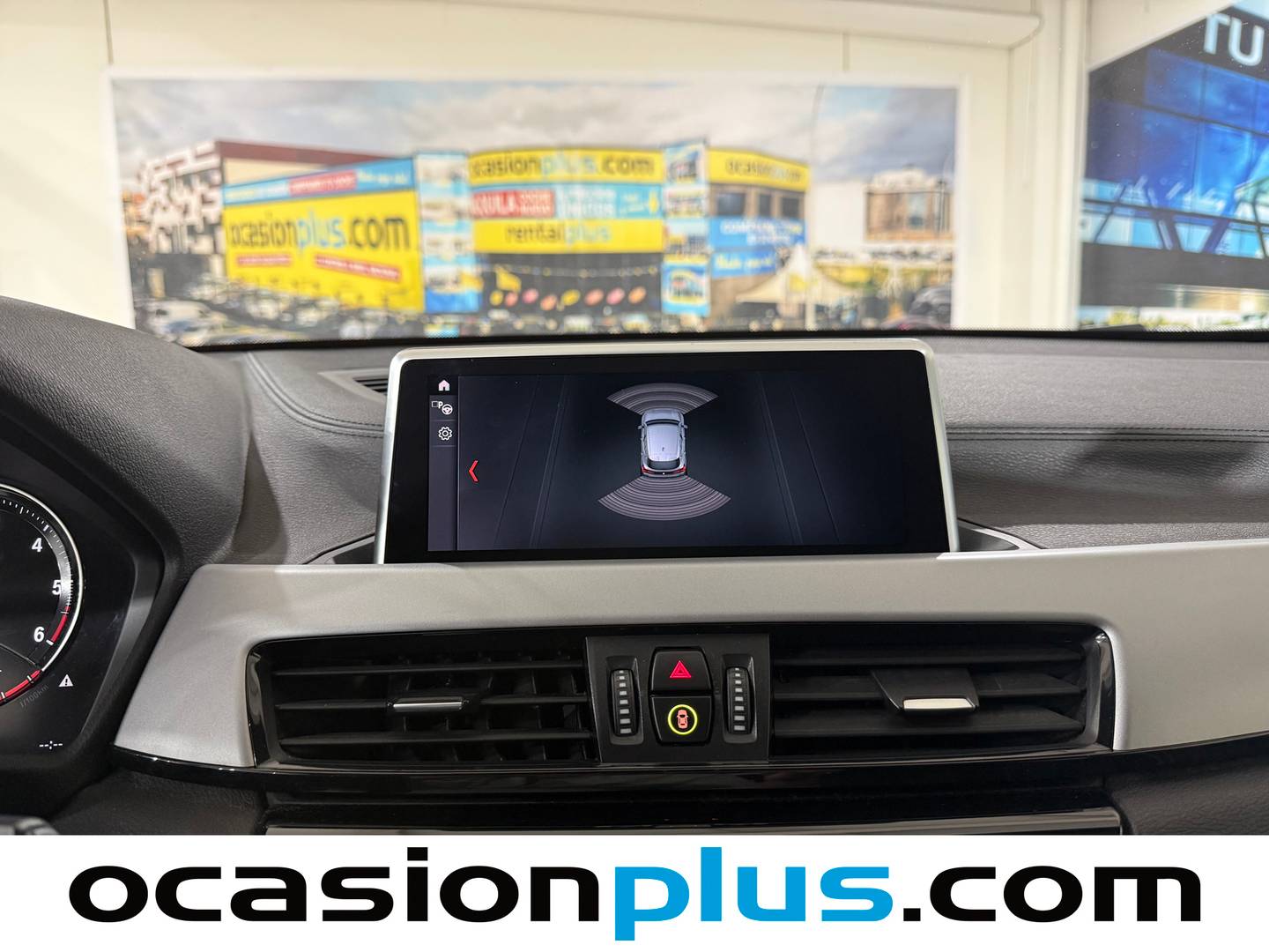 Foto BMW X2 BMW X2 sDrive18d Business (150 CV)