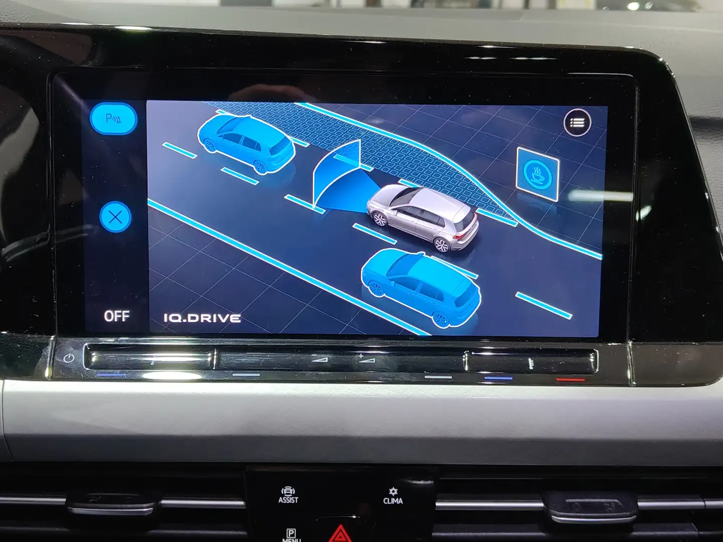 Foto Volkswagen Golf Volkswagen Golf Life 2.0 TDI (115 CV)