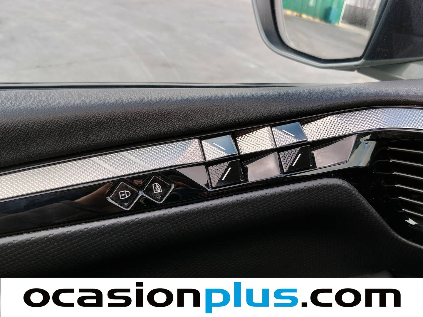 Foto DS DS 4 DS DS4 BlueHDi 130 Trocadero Auto (130 CV)