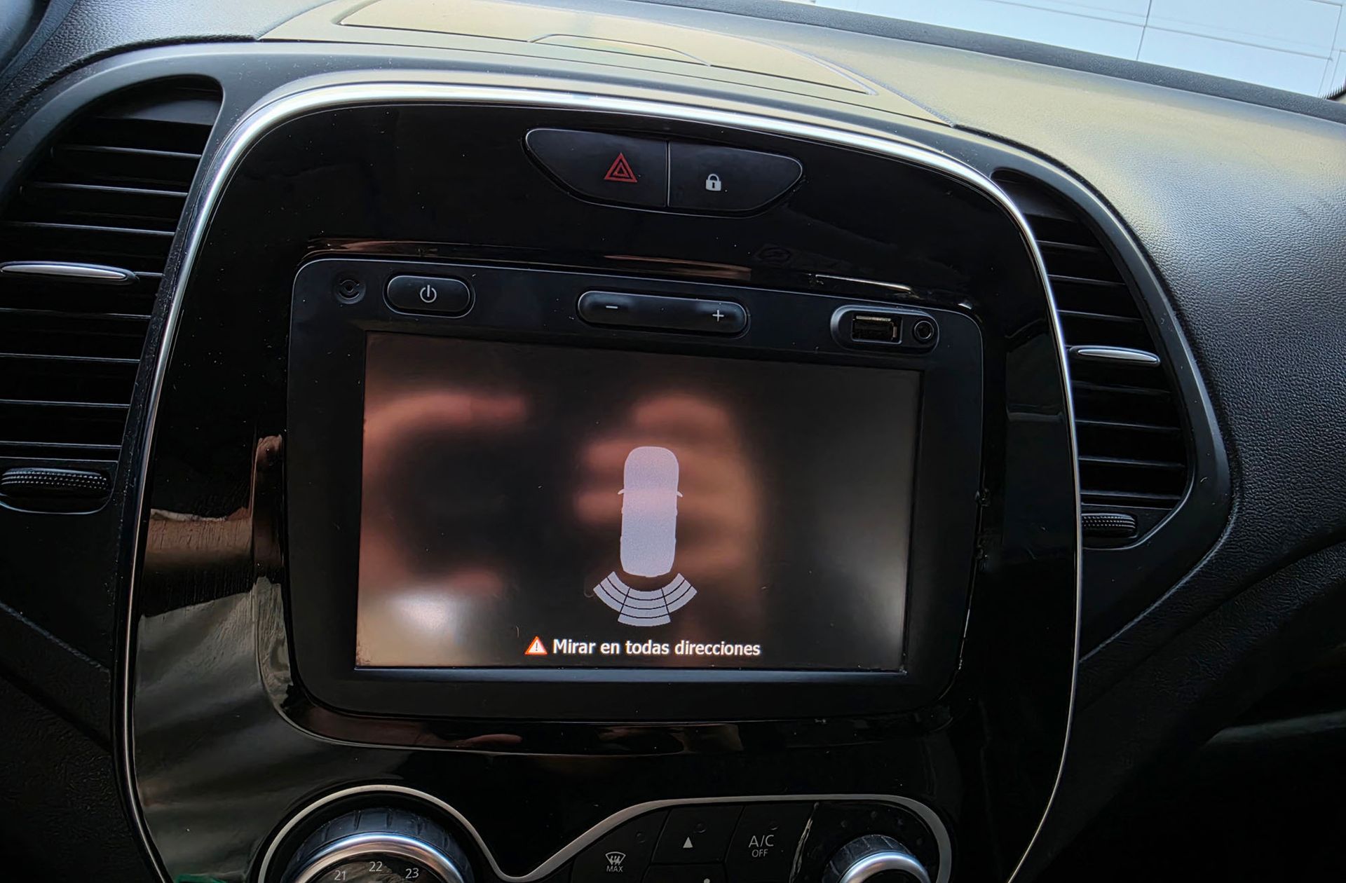 Renault Captur Zen Energy dCi - foto 8