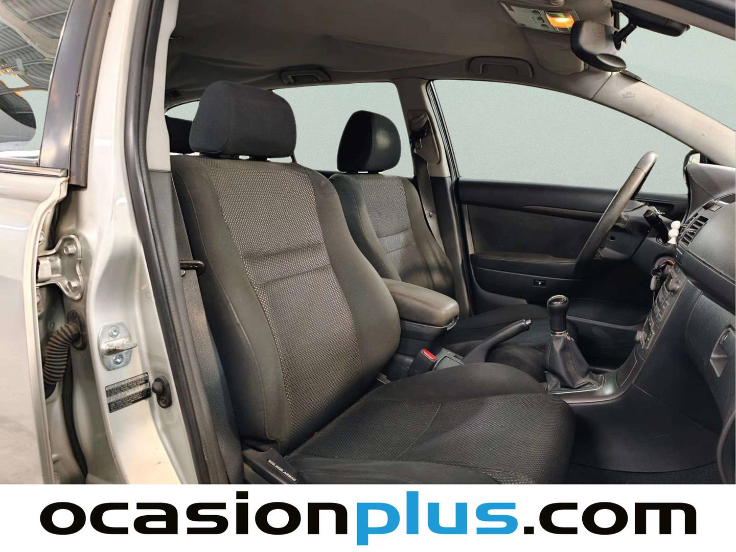 Toyota Avensis Toyota Avensis 2.0 D-4D Wagon Sol (116 CV) km 0