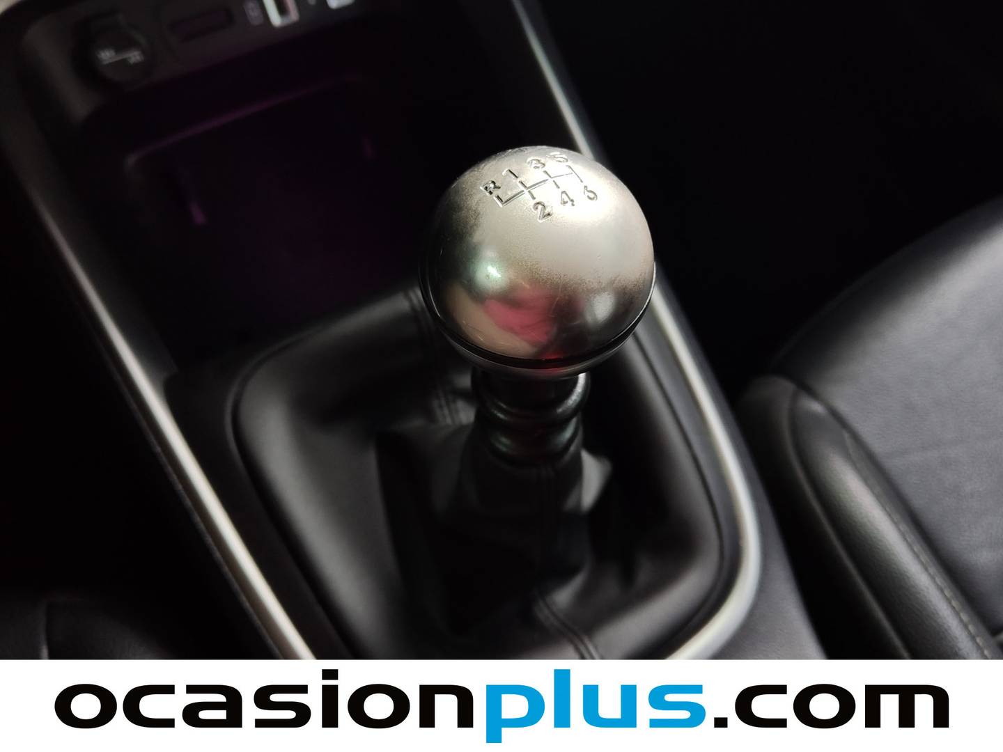 Foto Jeep Avenger Jeep Avenger 1.2 G Summit (100 CV)