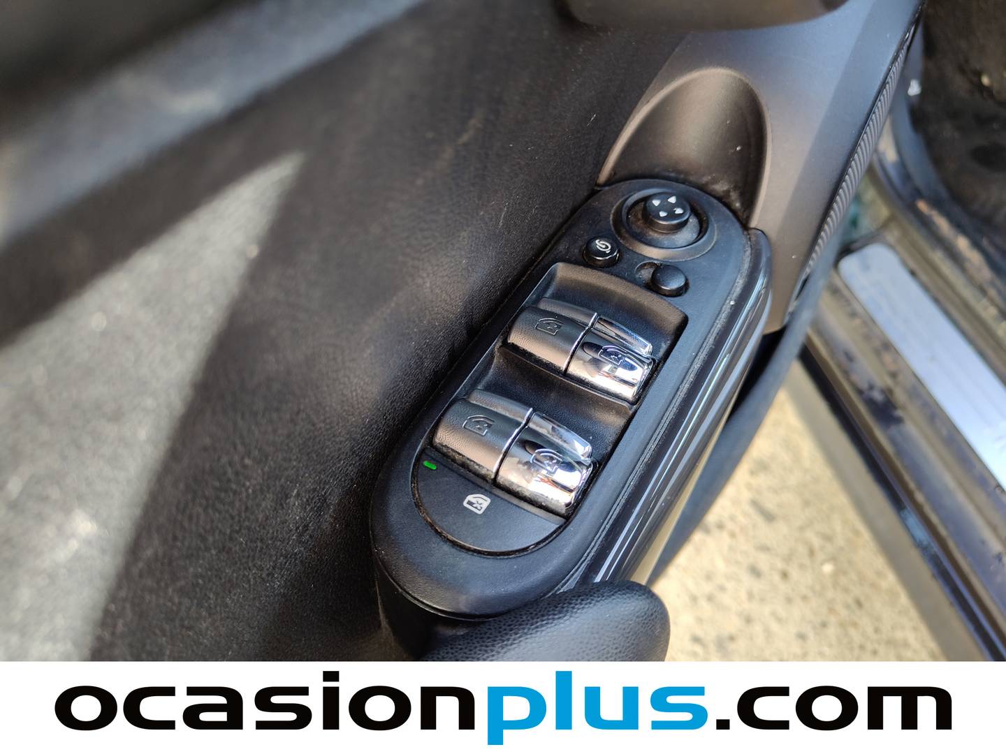 Foto Mini MINI MINI MINI 5 Puertas 5 Puertas Cooper D  (116 CV)