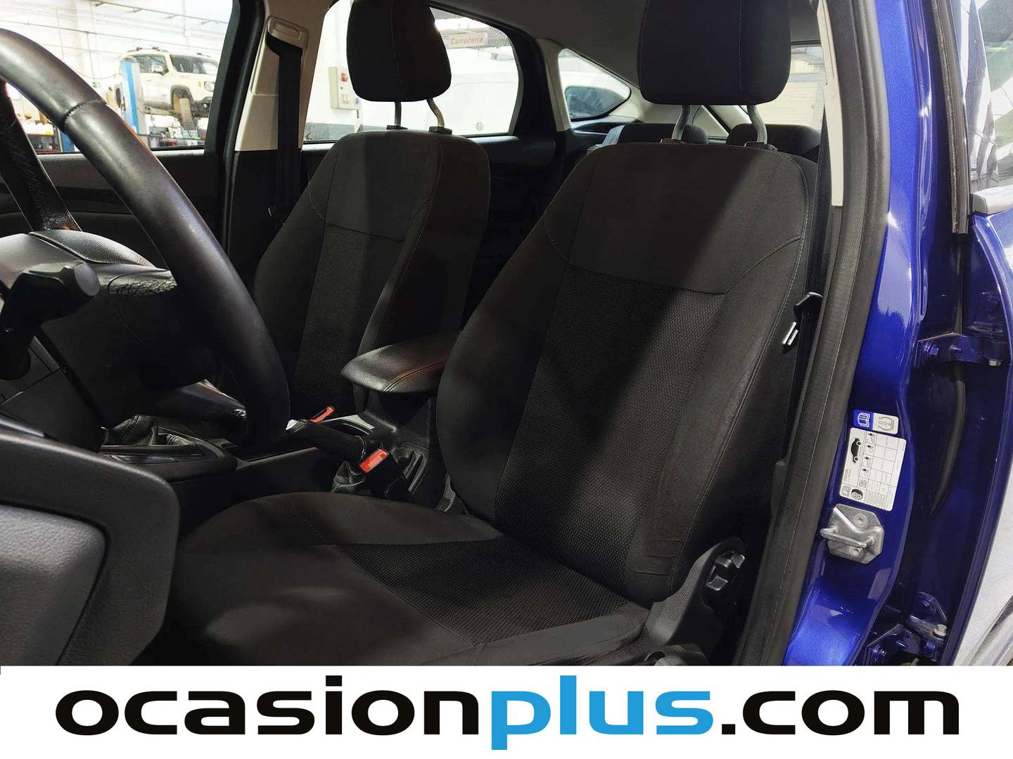 Foto asientos delanteros Ford Focus Ford Focus 1.0 Ecoboost S&S Trend+ (125 CV)