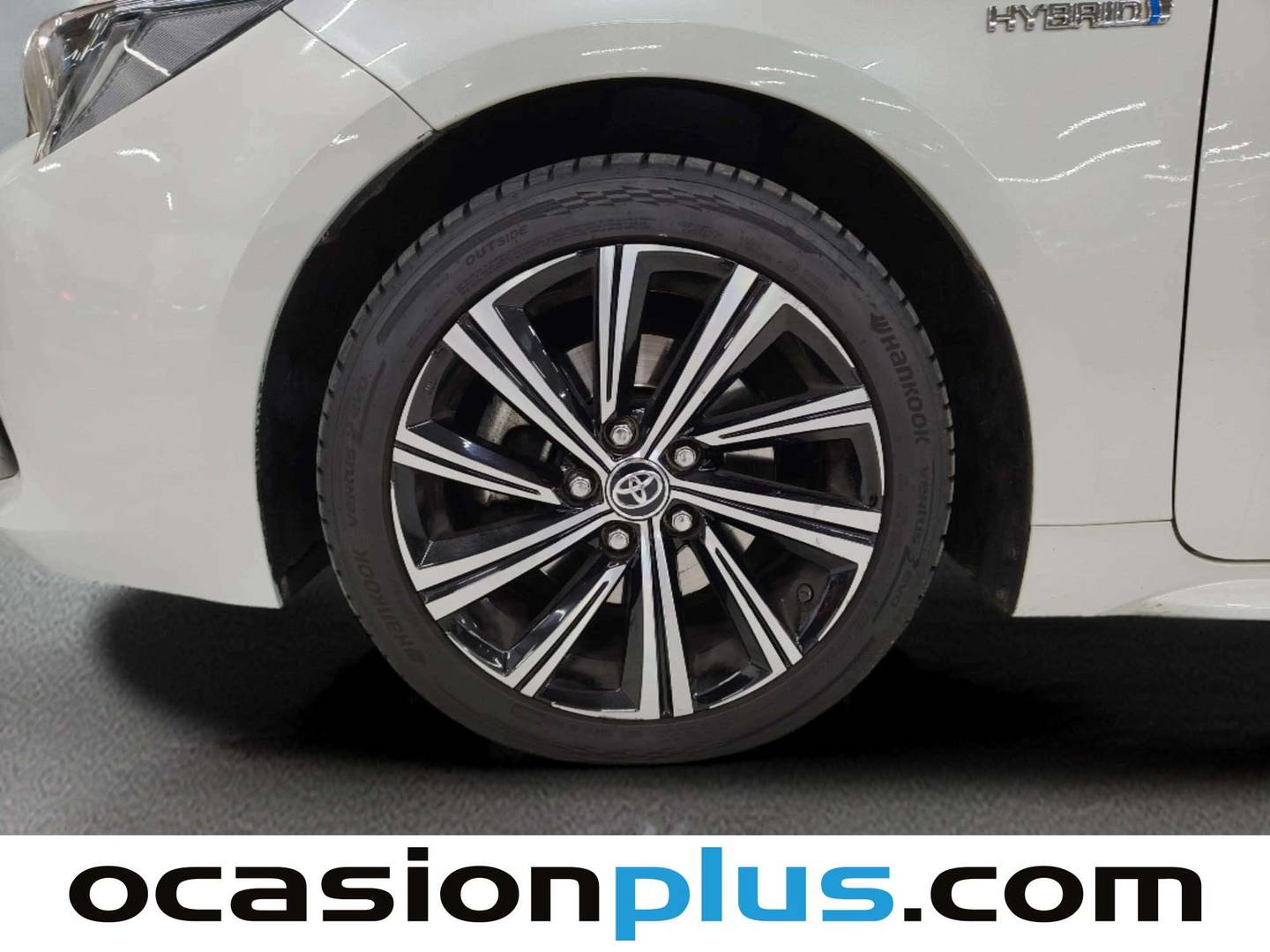 Paquetes del Toyota Corolla Toyota Corolla 180H Style E-CVT (180 CV)