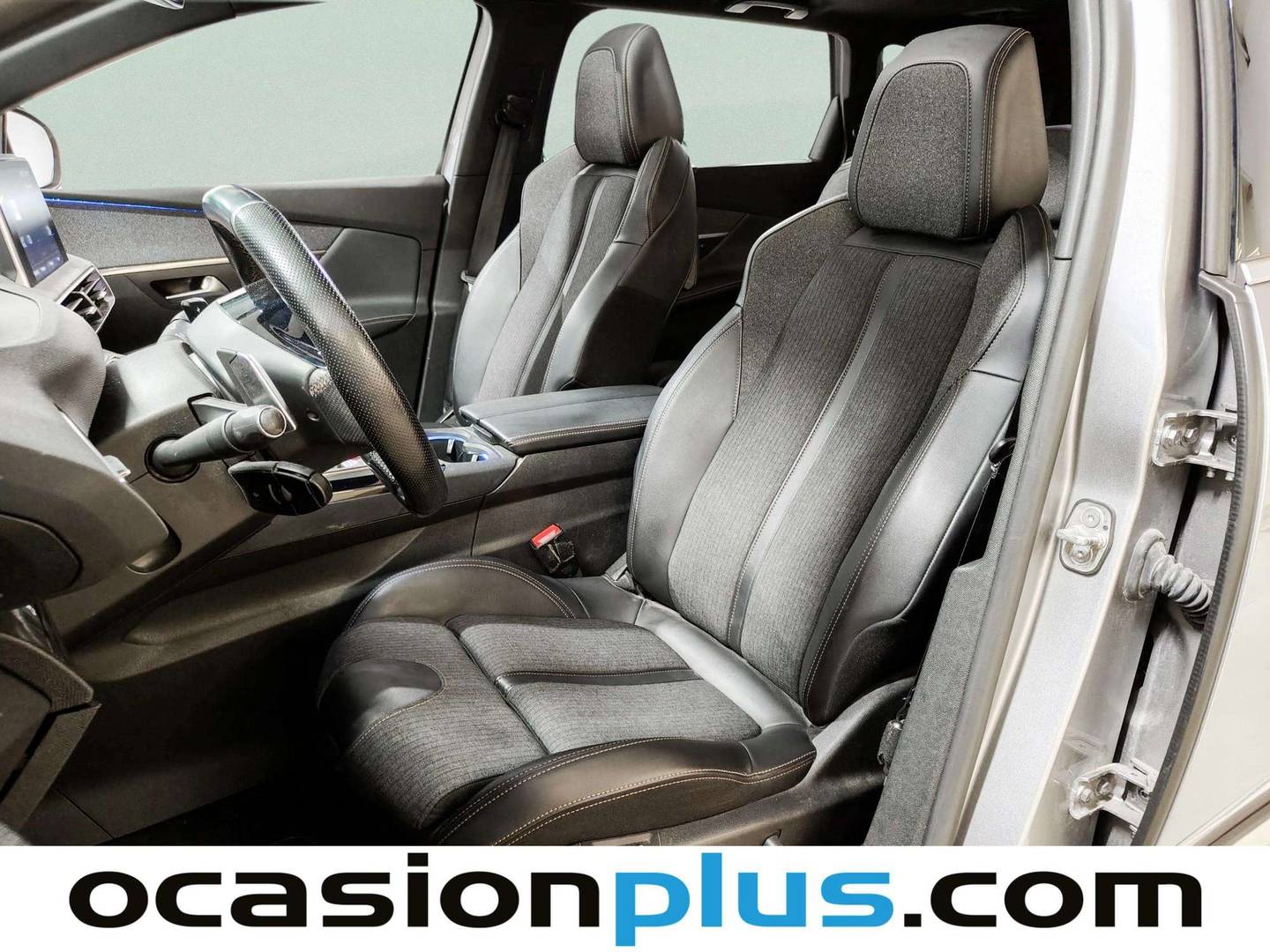 Foto asientos delanteros Peugeot 5008 Peugeot 5008 PureTech 180 GT Line EAT8 (180 CV) 7 Plazas