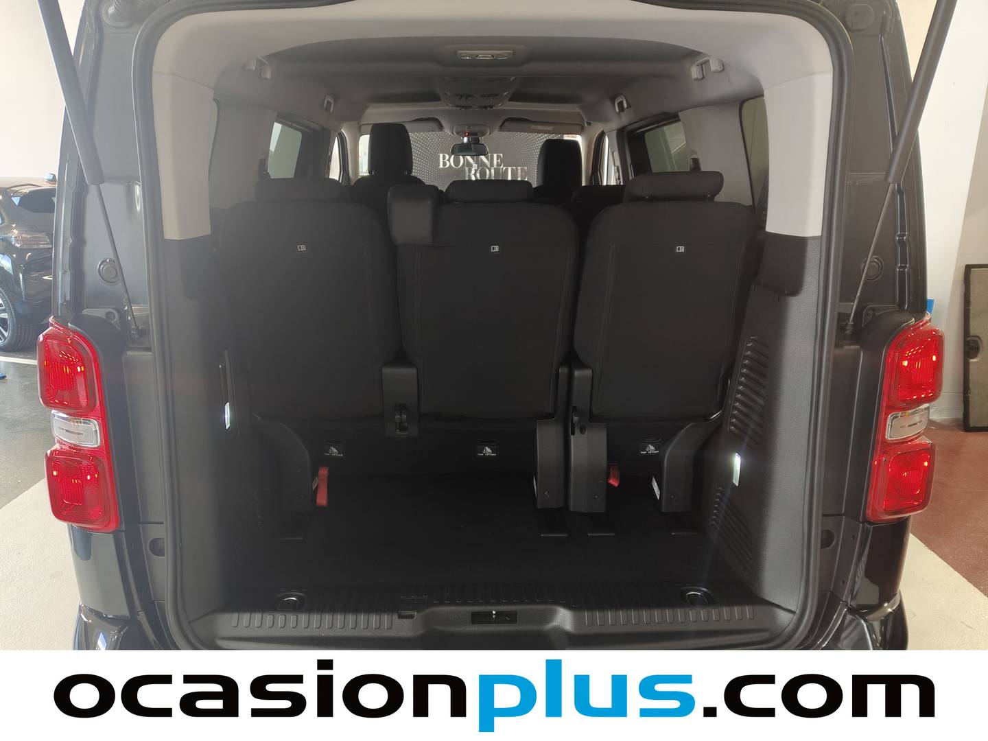 Foto Peugeot Traveller Peugeot Traveller 1.5 BlueHDi Active Standard 8 Plazas (120 CV)