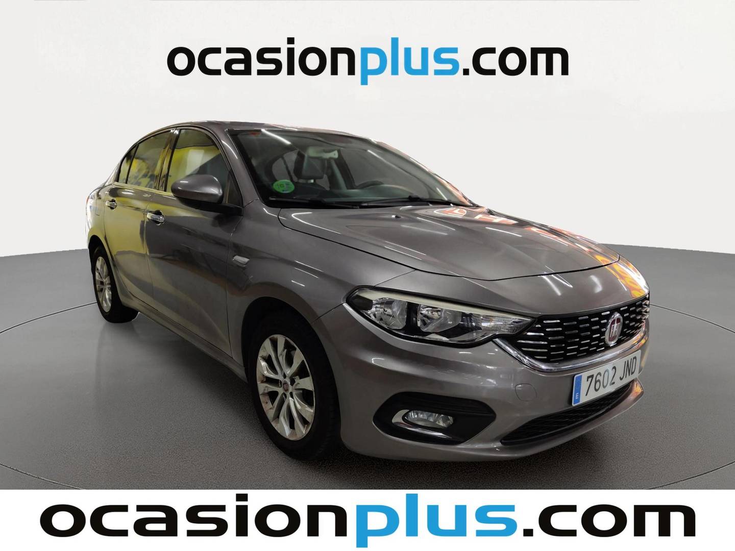 Foto delantera Fiat Tipo Fiat Tipo Sedan 1.4 Lounge (95 CV) derecha