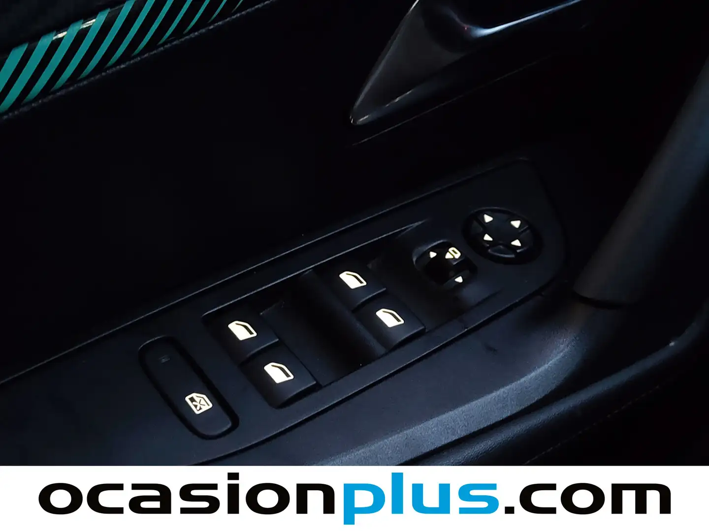 Foto Peugeot 2008 Peugeot 2008 PureTech 100 S&S Allure (100 CV)