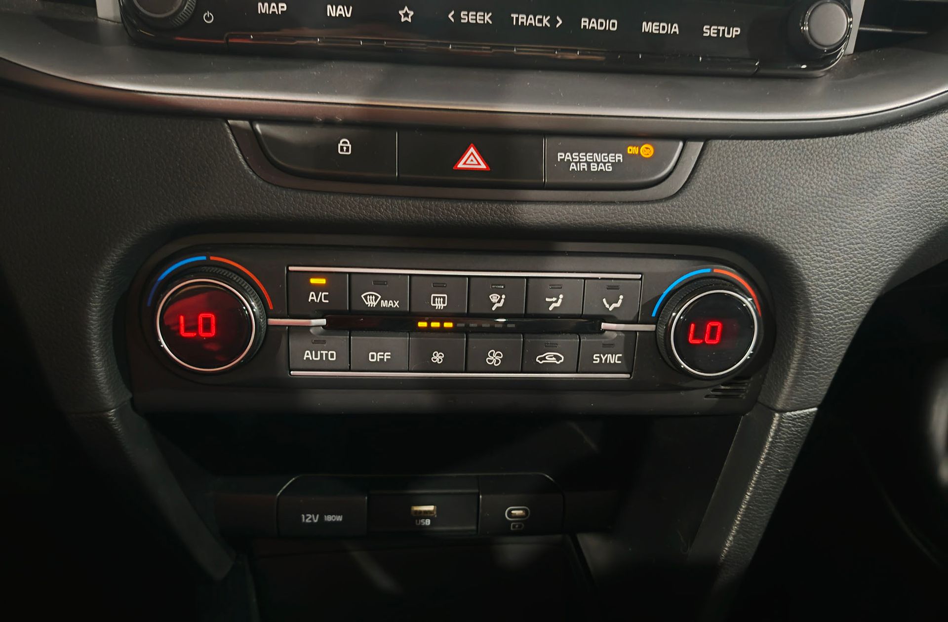 Kia Ceed 1.0 T-GDi Drive - foto 27
