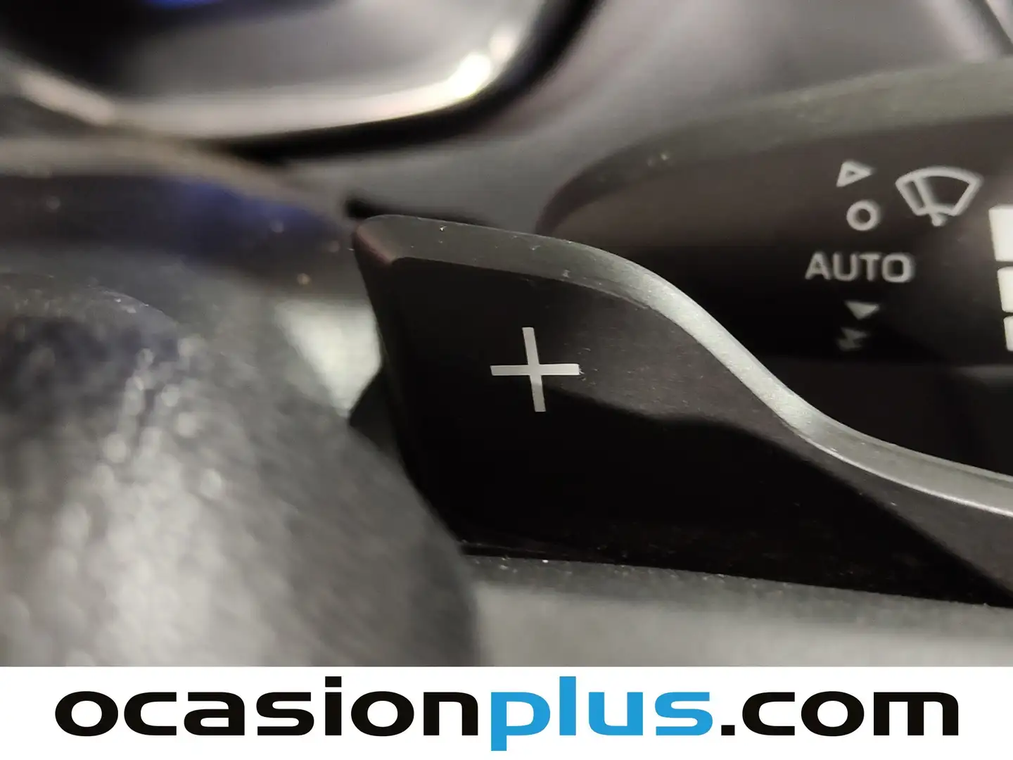 Foto Toyota Corolla Toyota Corolla 180H Style E-CVT (180 CV)