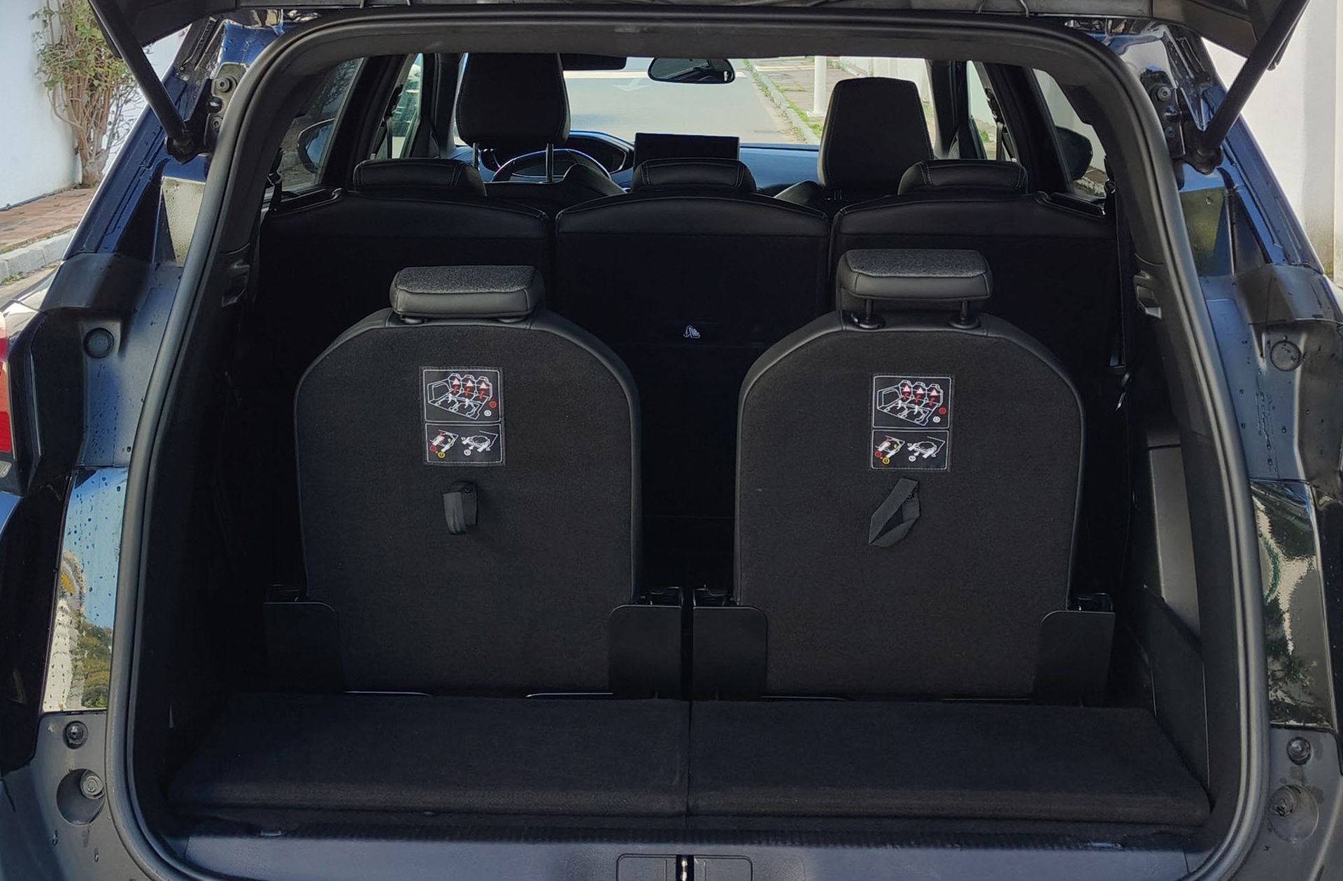 Peugeot 5008 1.2 Allure Pack eDCS6 - foto 16
