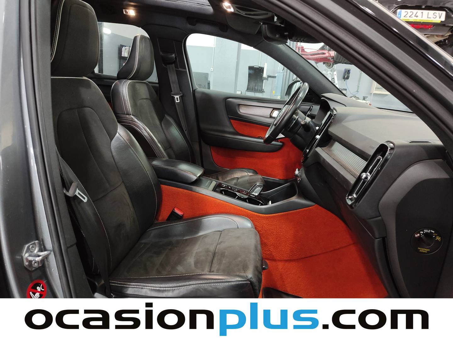 Foto Volvo XC40 Volvo XC40 D4 R-Design AWD Auto (190 CV)