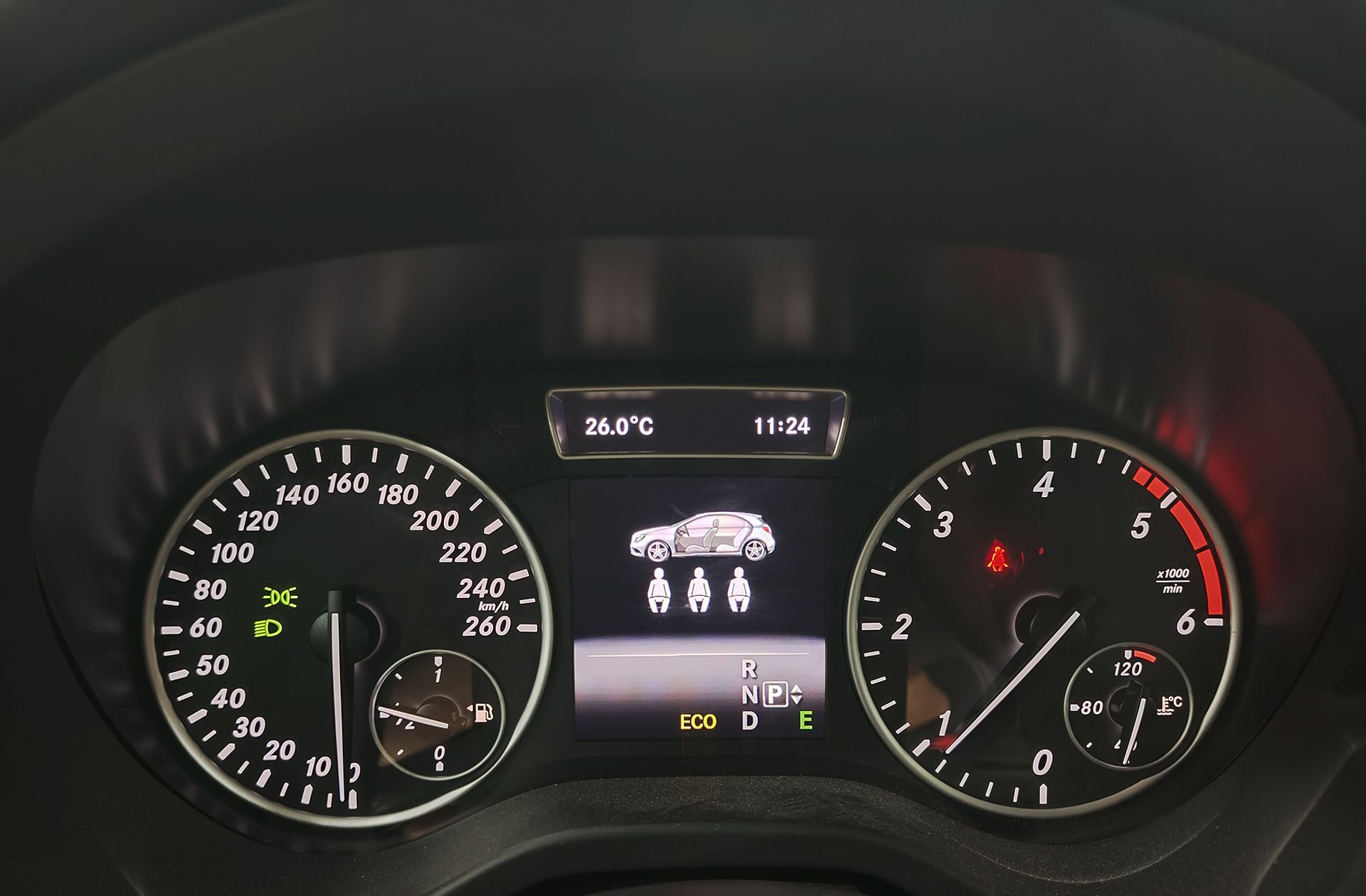 Mercedes-Benz Clase A 180 CDI Urban - foto 23