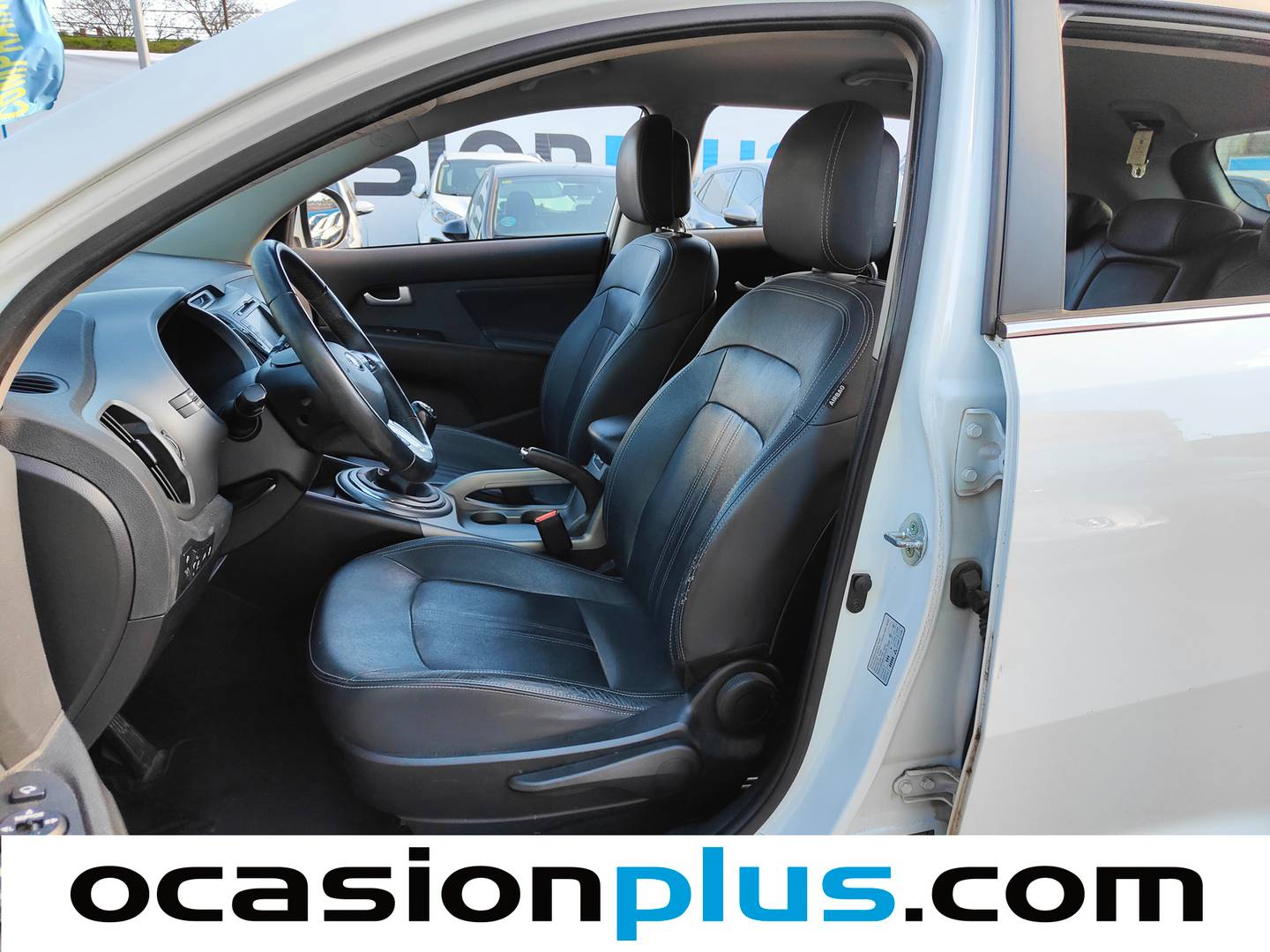 Foto asientos delanteros KIA Sportage Kia Sportage 1.6 GDI x-Tech Eco-Dynamics 4x2(135 CV)
