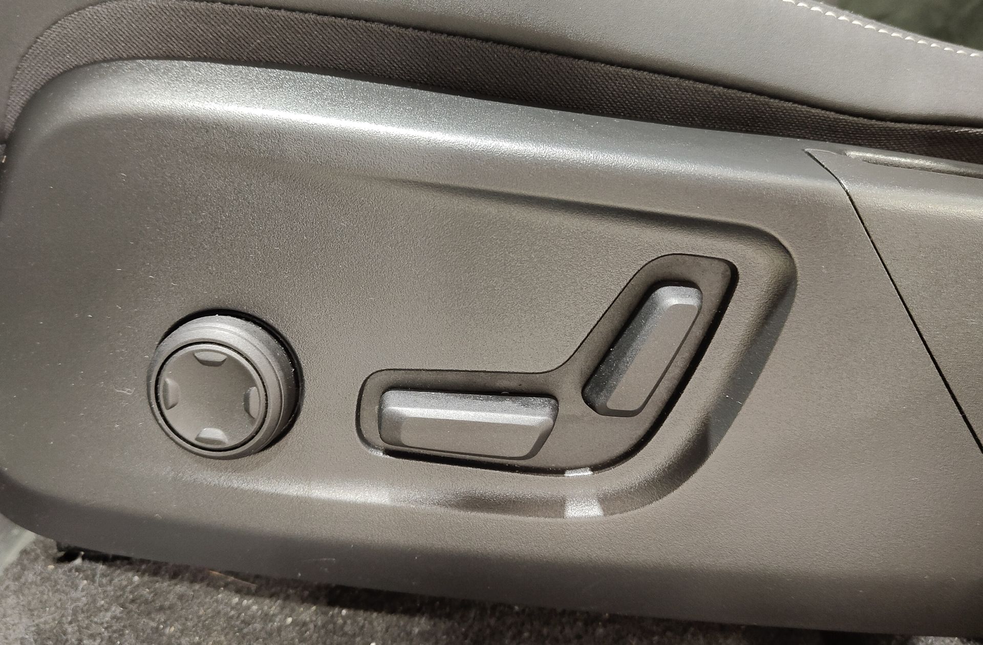 Volvo XC40 P8 Recharge Ultimate - foto 9