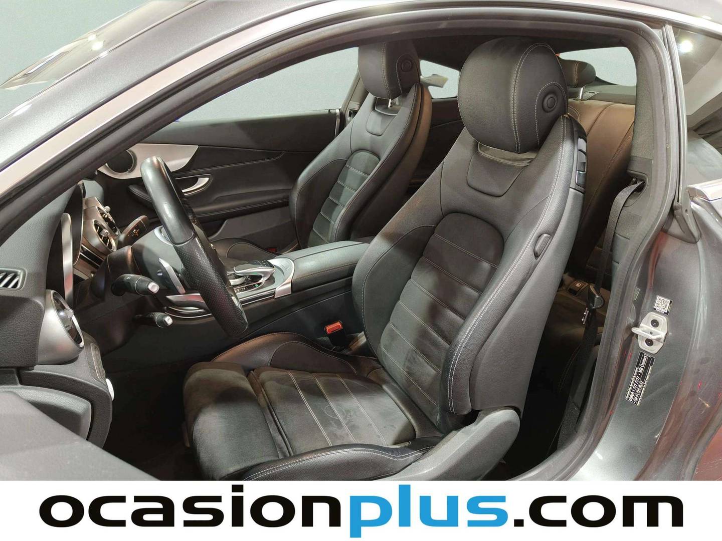 Foto asientos delanteros Mercedes Clase C Mercedes Clase C Coupe 220 d (170 CV) Pack AMG