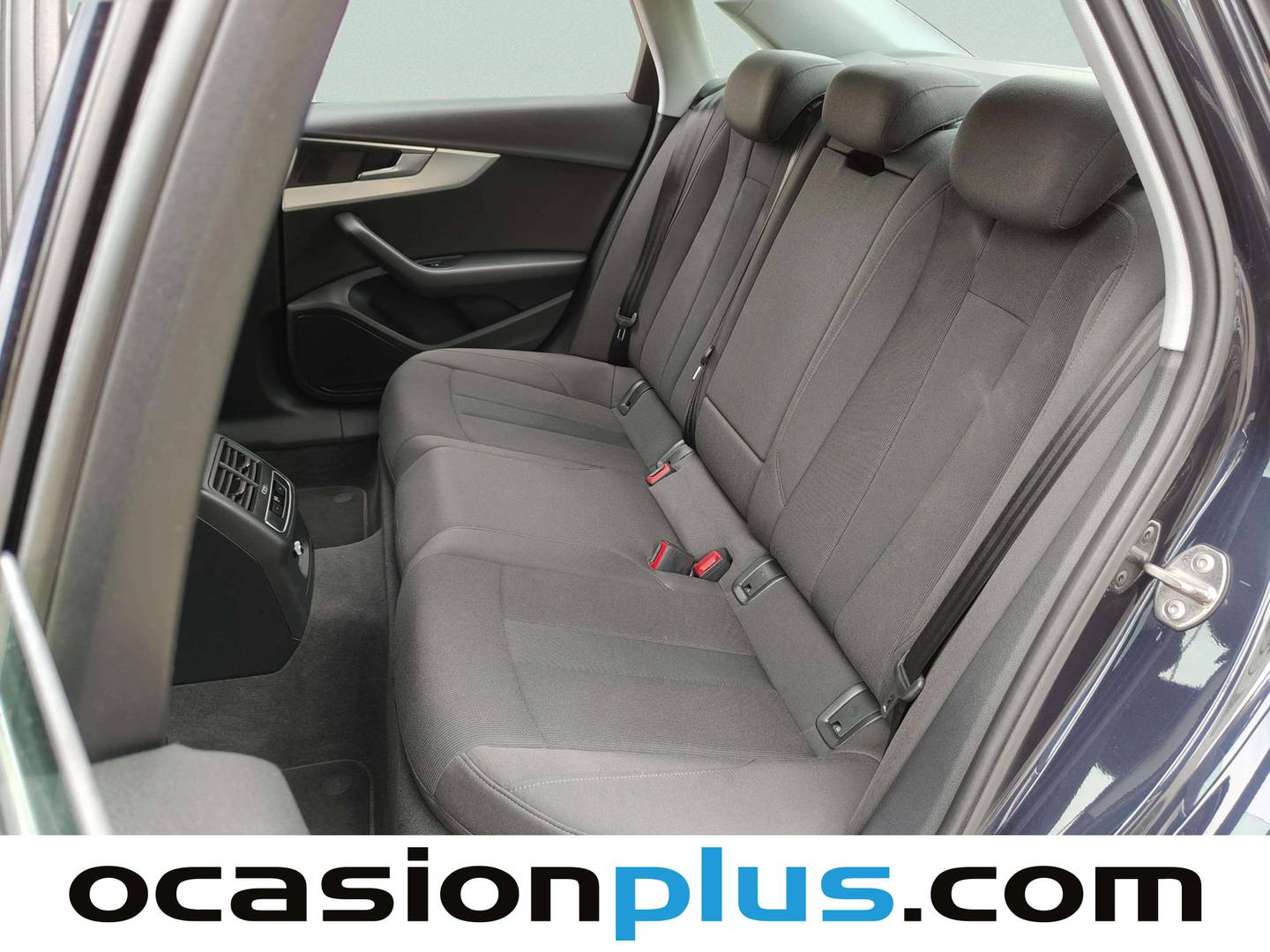 Foto asientos traseros Audi A4 Audi A4 sport edition 2.0 TDI (150 CV) Pack S-Line