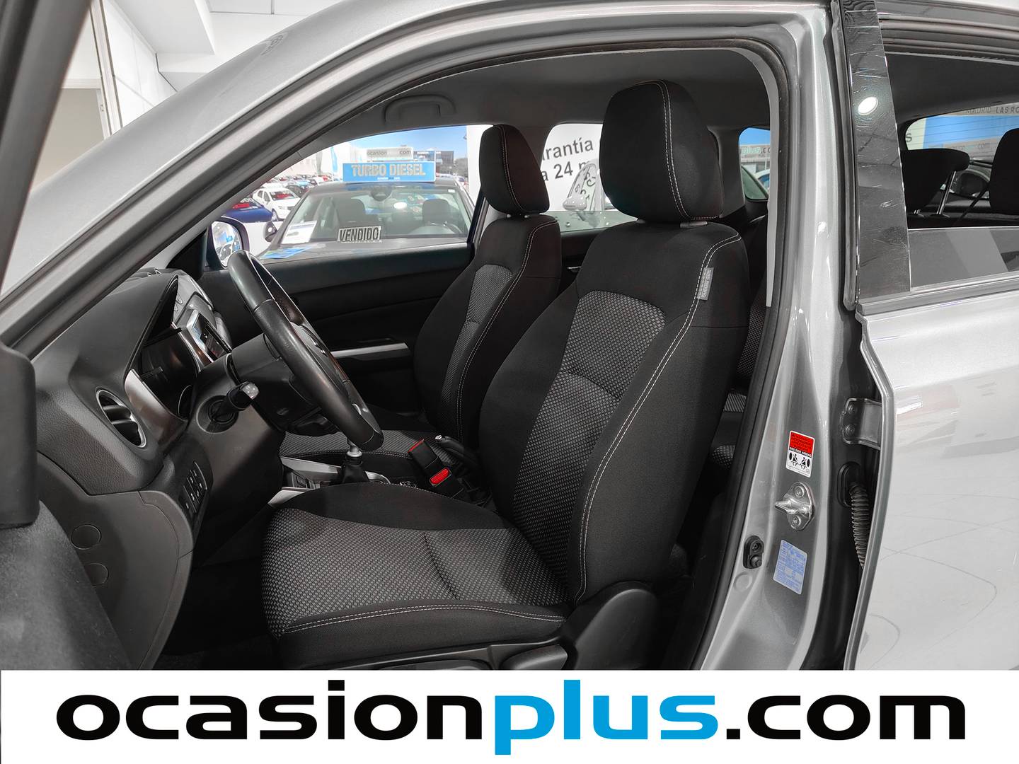 Foto asientos delanteros Suzuki Vitara Suzuki Vitara 1.4 T Mild Hybrid GLE 4WD (129 CV)